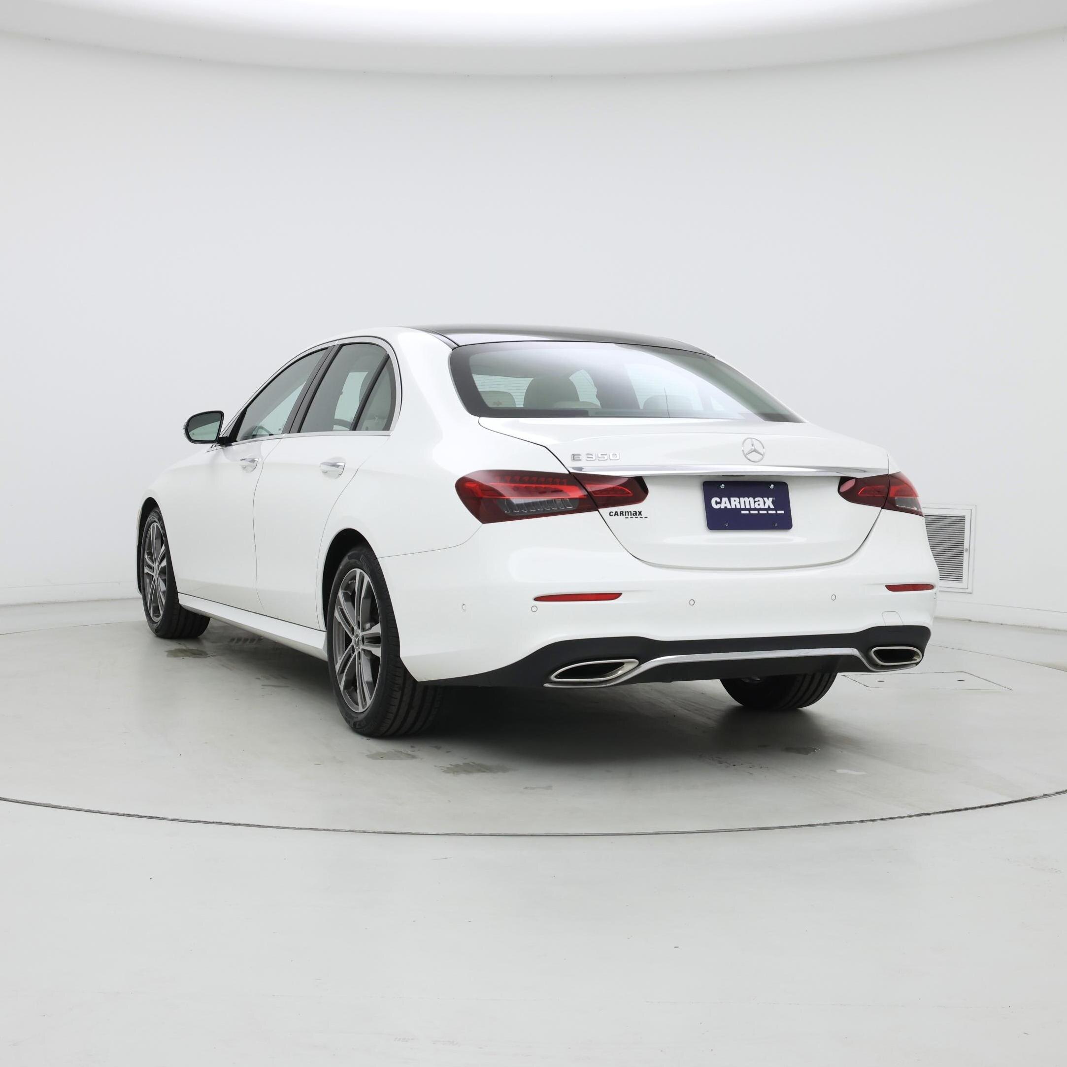 Thumbnail: 2022 Mercedes-Benz E-Class - 2
