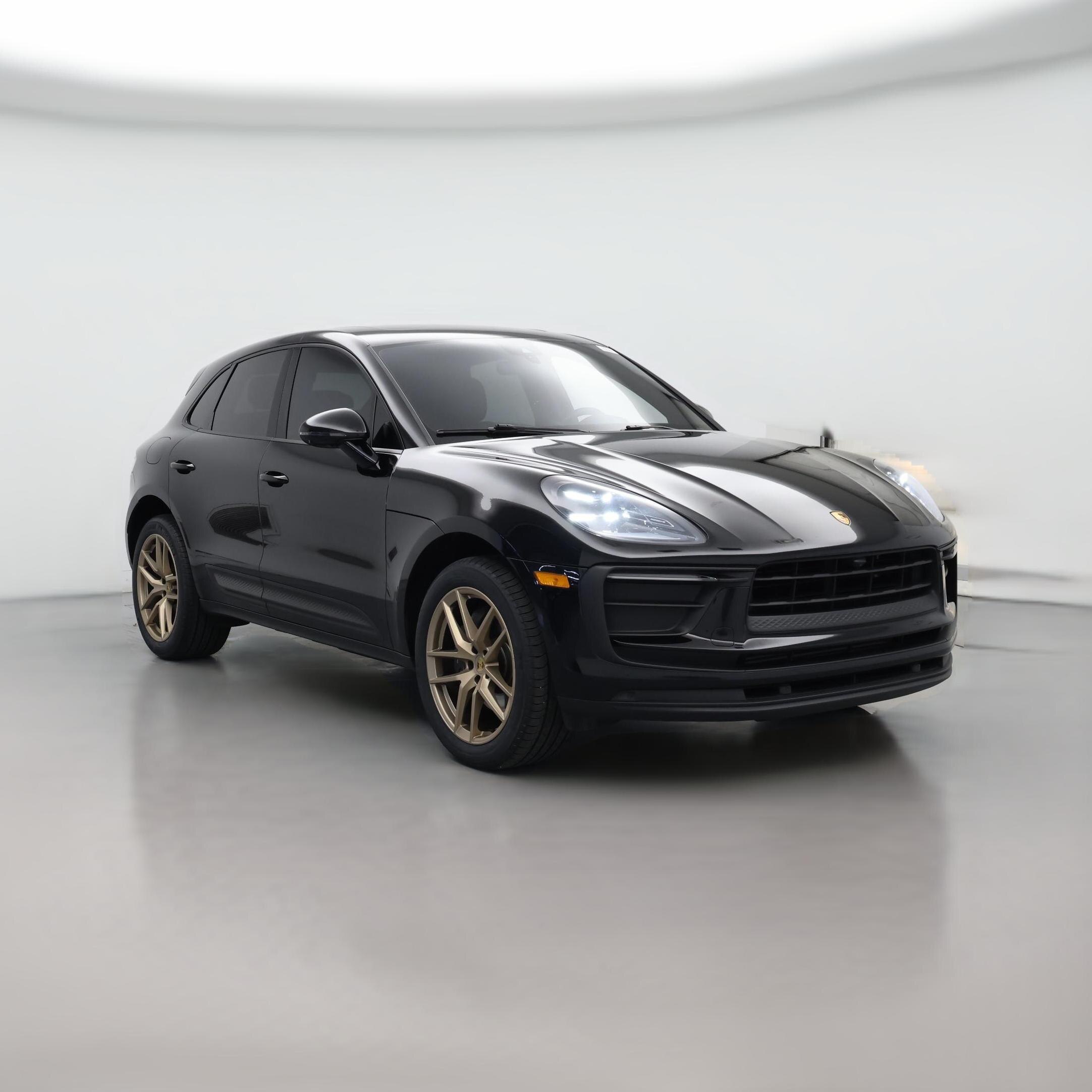 Thumbnail: 2022 Porsche Macan - 1