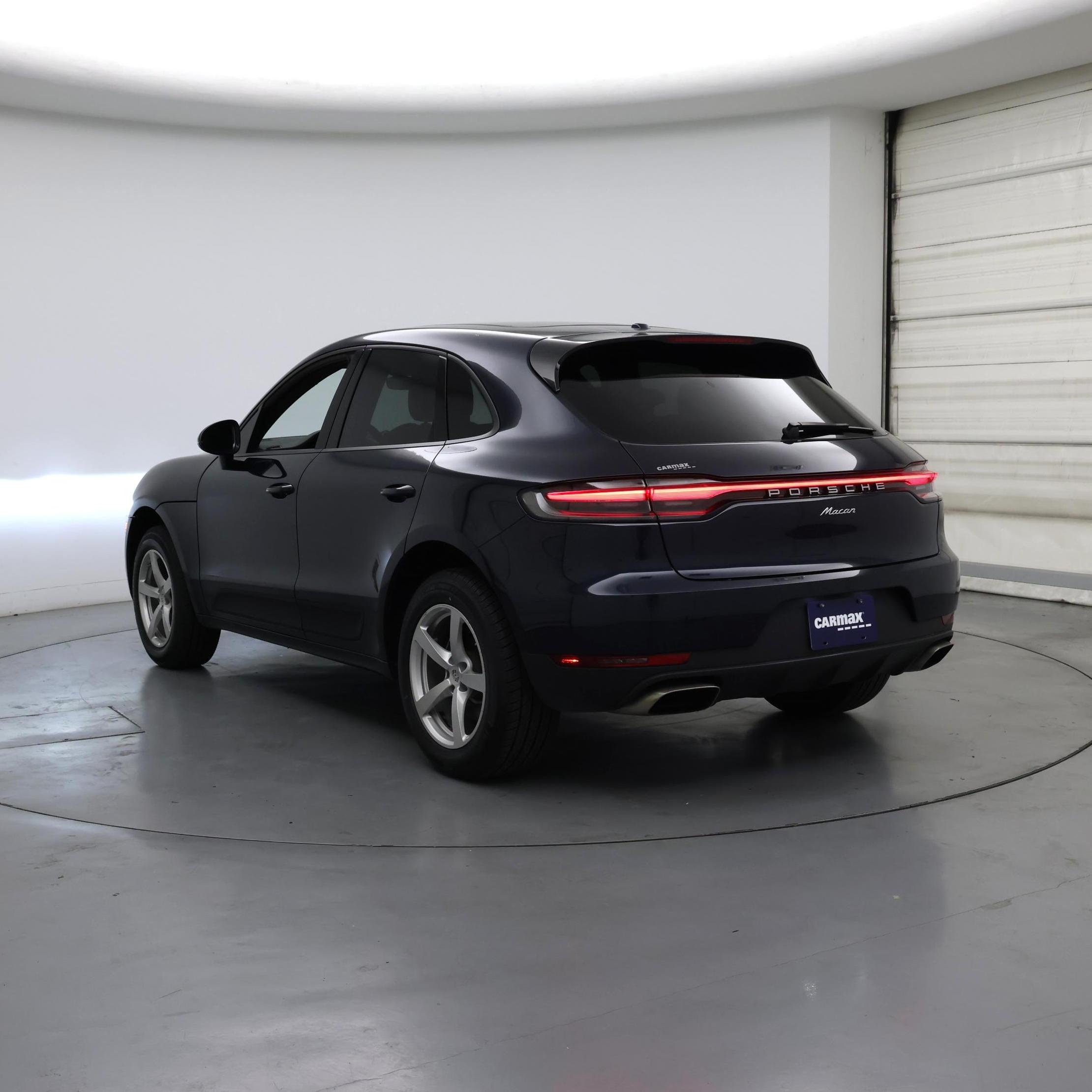 Thumbnail: 2020 Porsche Macan - 2