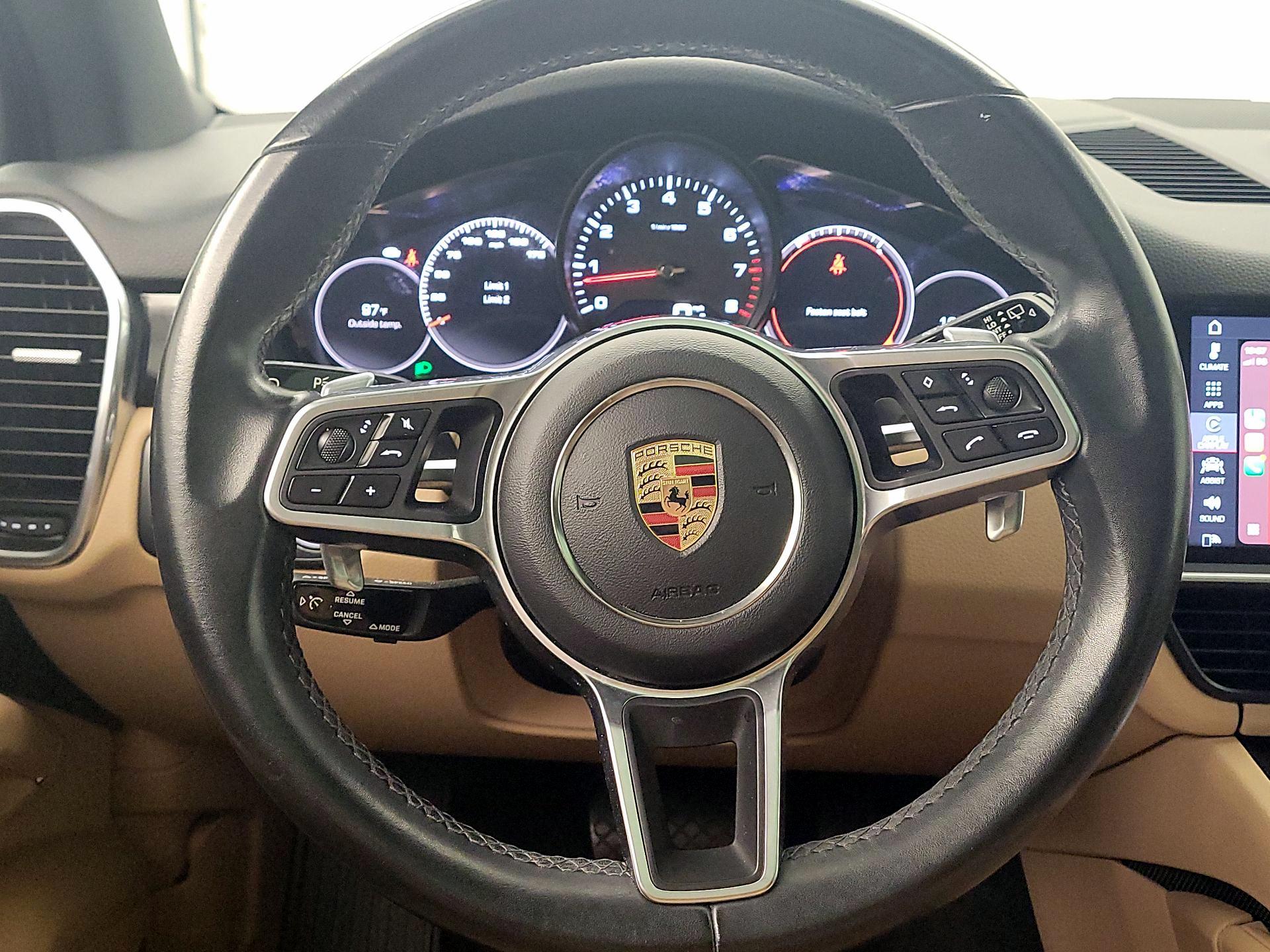 Thumbnail: 2020 Porsche Cayenne - 10