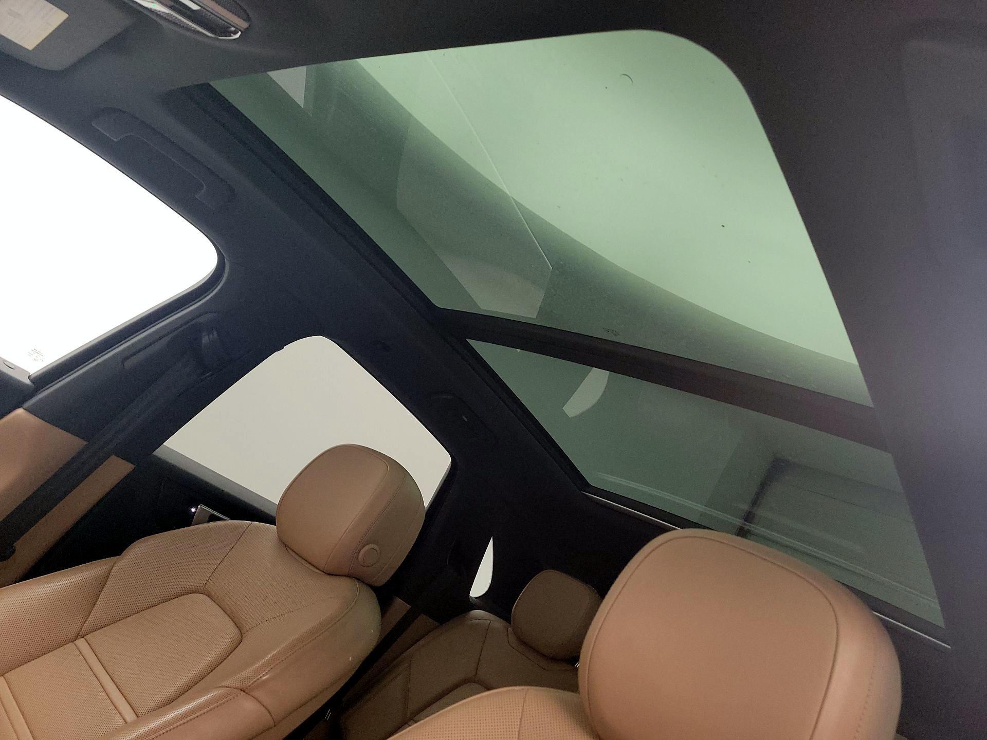 Thumbnail: 2020 Porsche Cayenne - 19