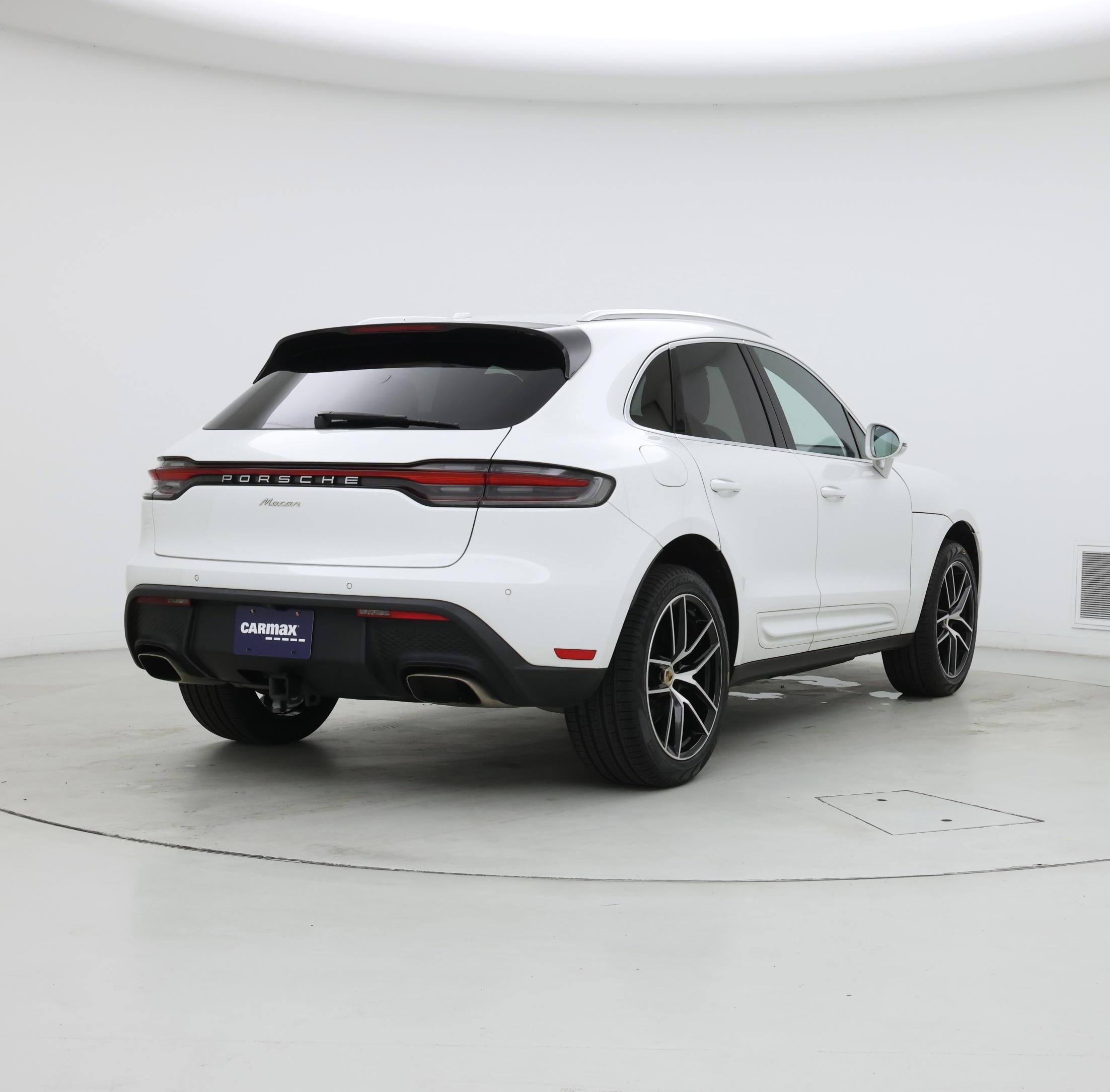 Thumbnail: 2022 Porsche Macan - 8