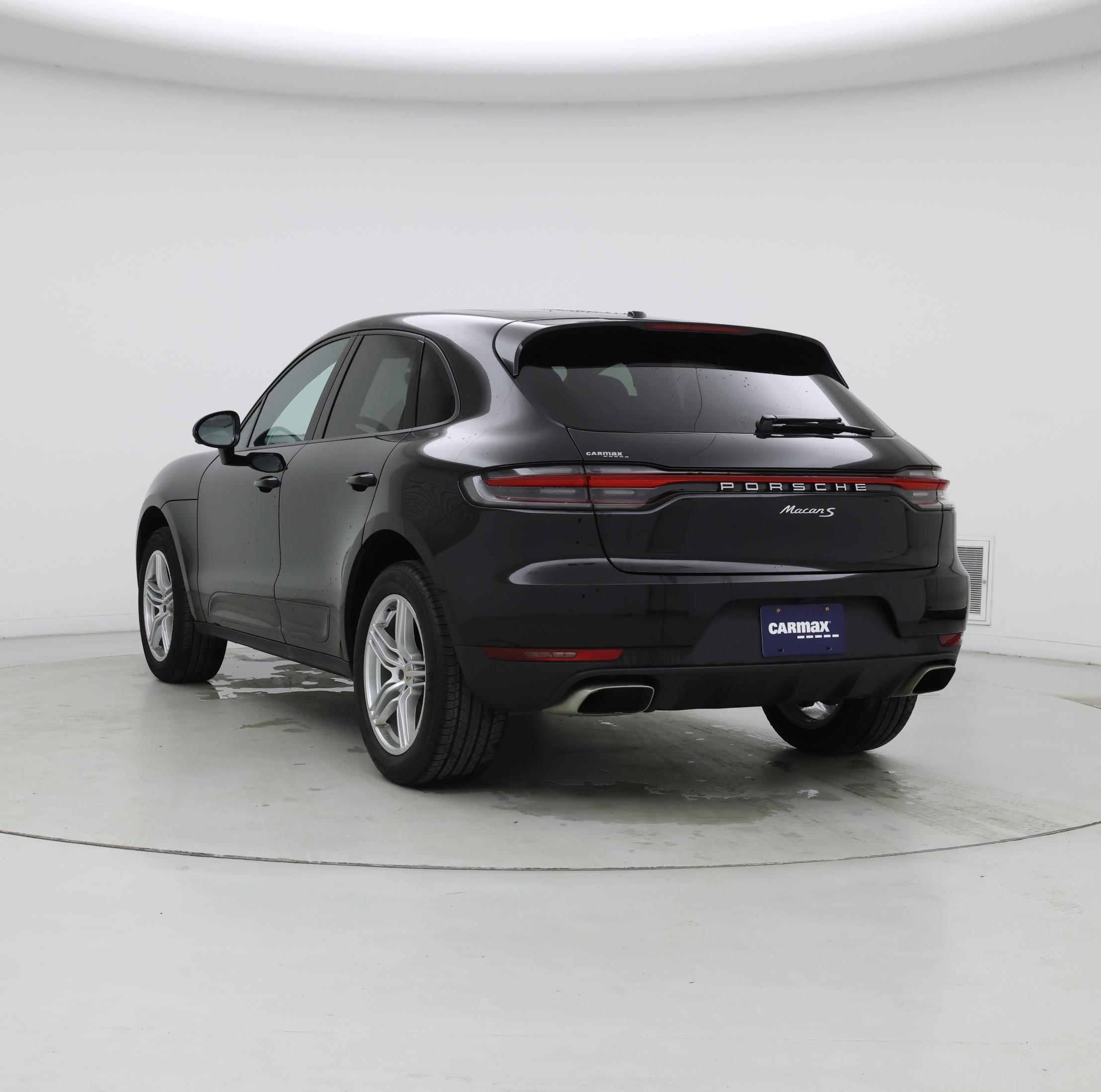 Thumbnail: 2021 Porsche Macan - 2