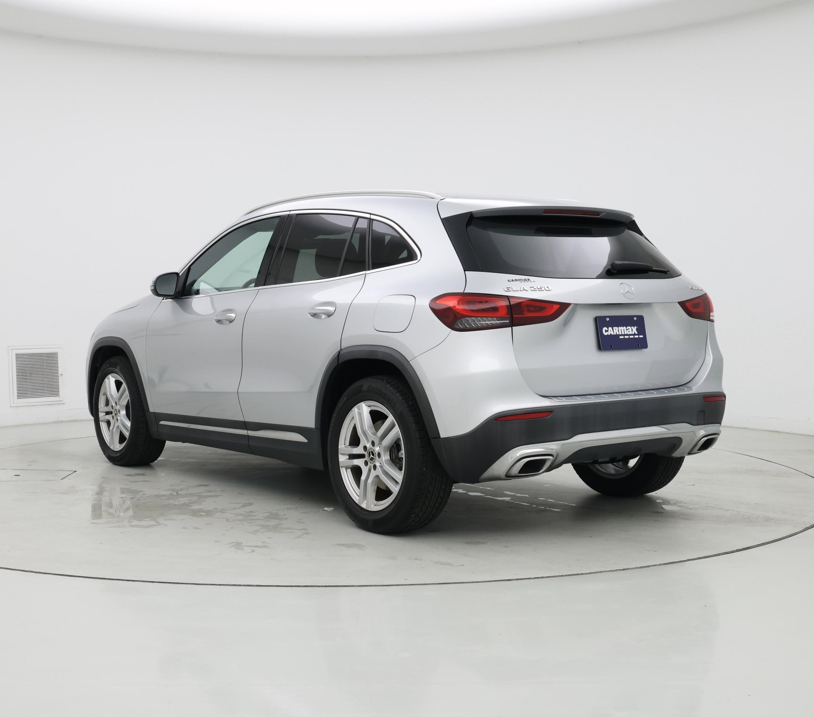 Thumbnail: 2021 Mercedes-Benz GLA - 2