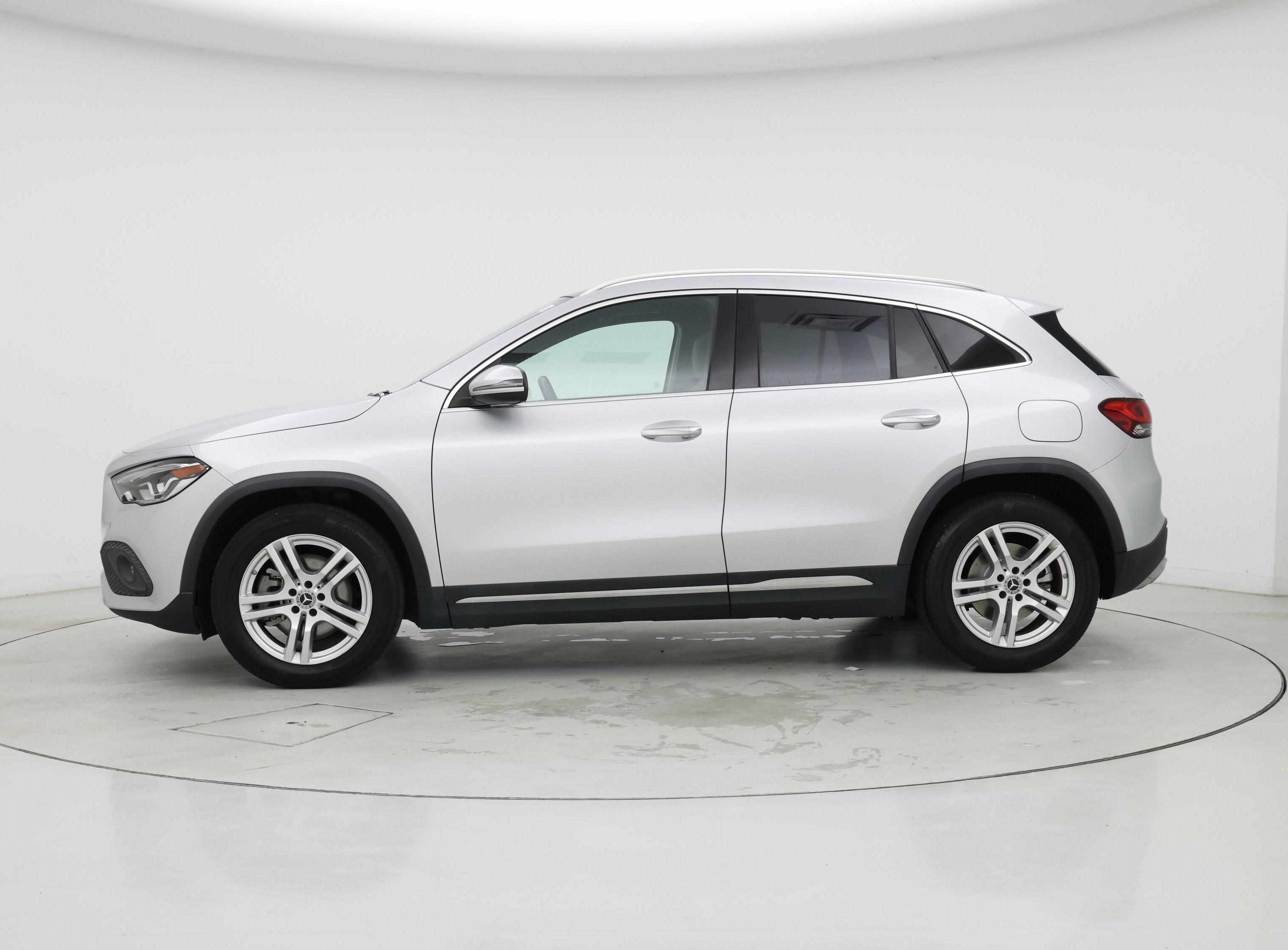 Thumbnail: 2021 Mercedes-Benz GLA - 3