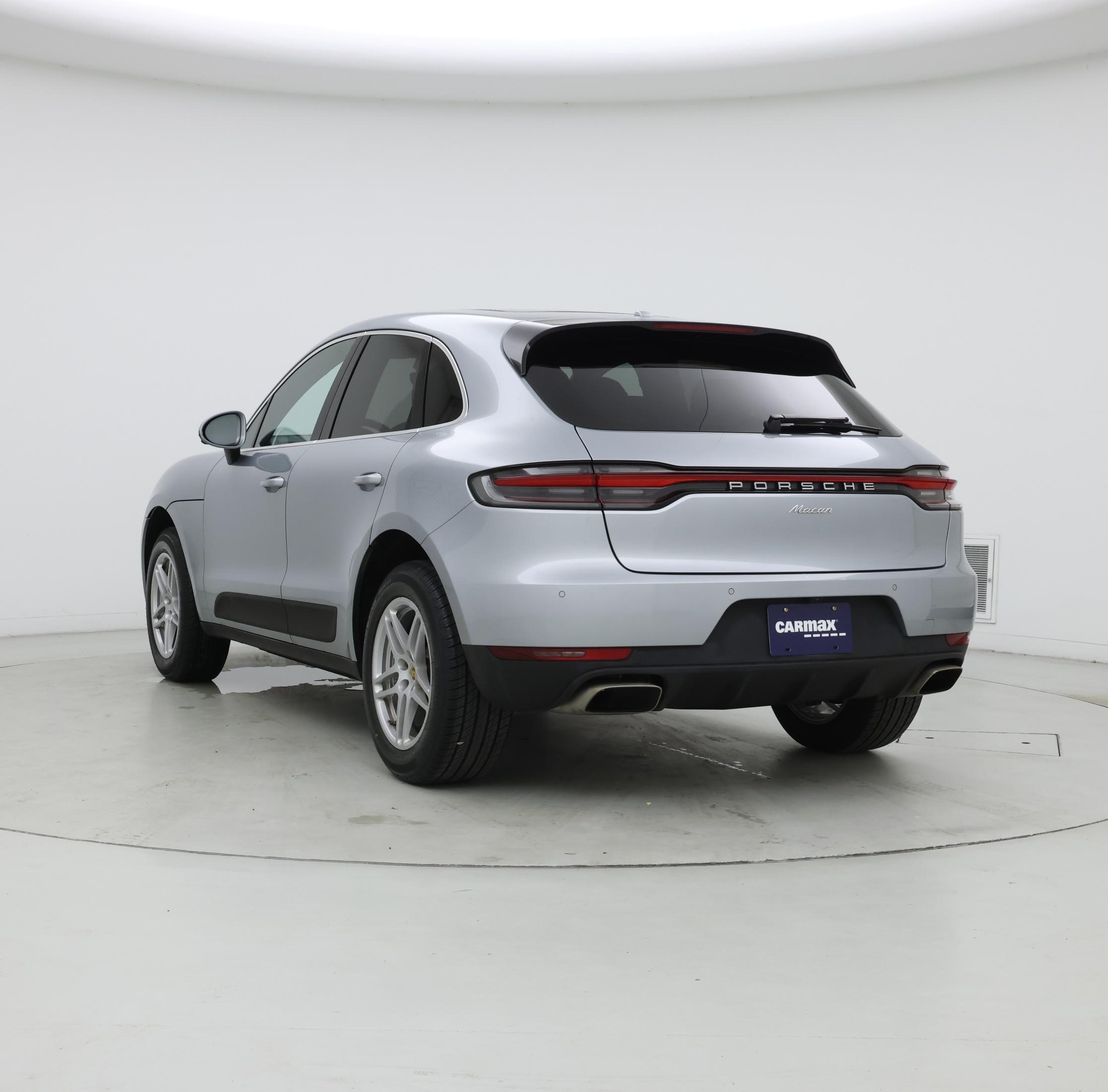 Thumbnail: 2021 Porsche Macan - 2