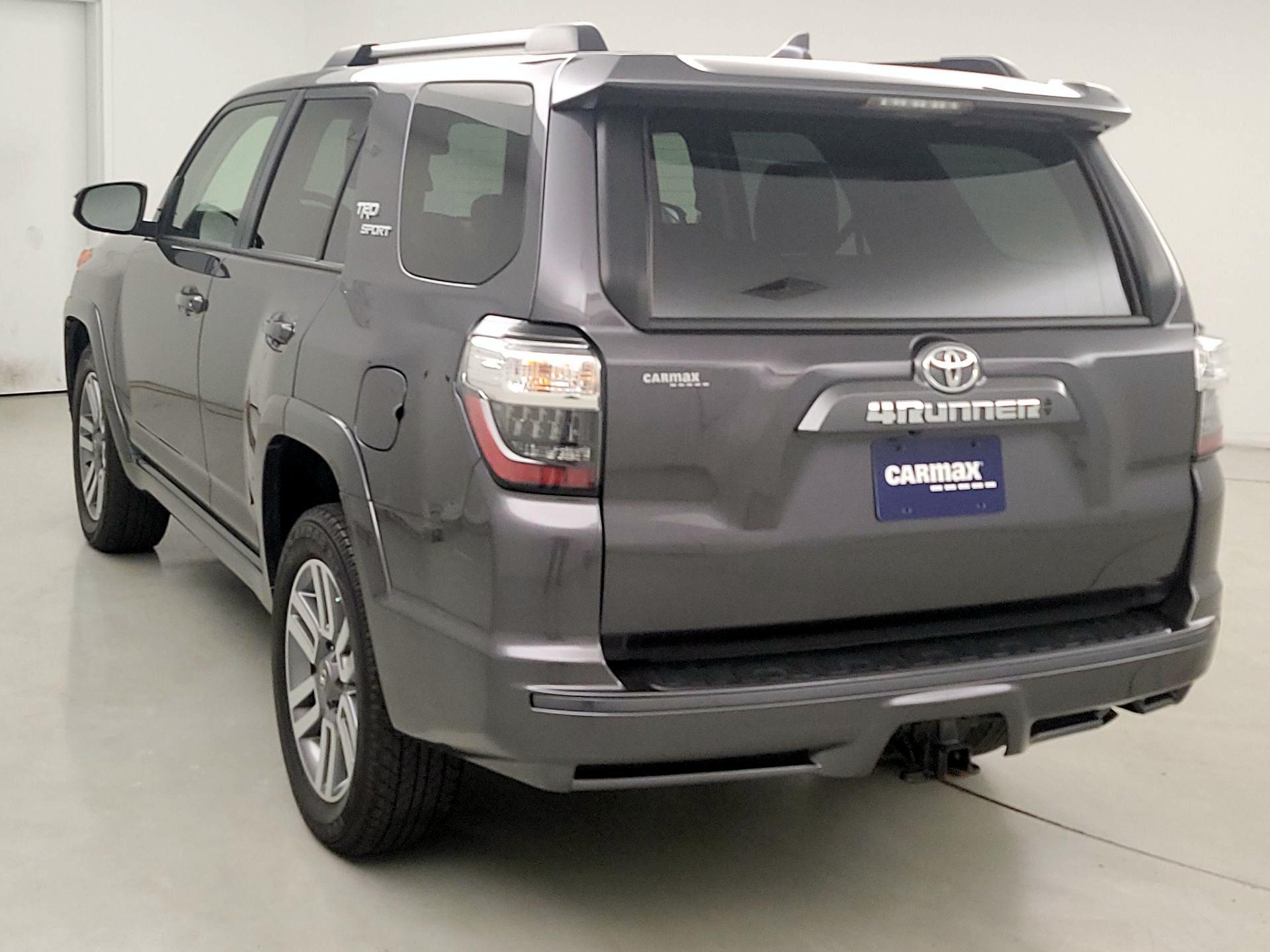 Thumbnail: 2022 Toyota 4Runner - 7
