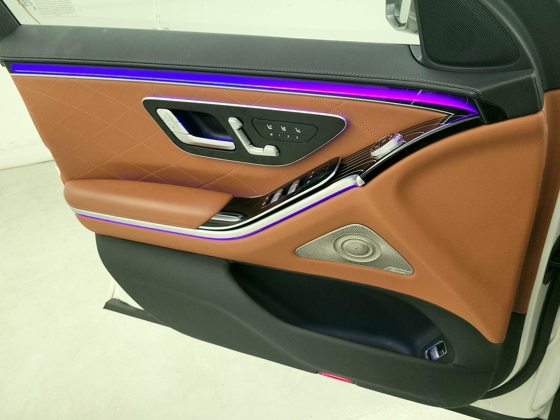 Thumbnail: 2021 Mercedes-Benz S-Class - 10