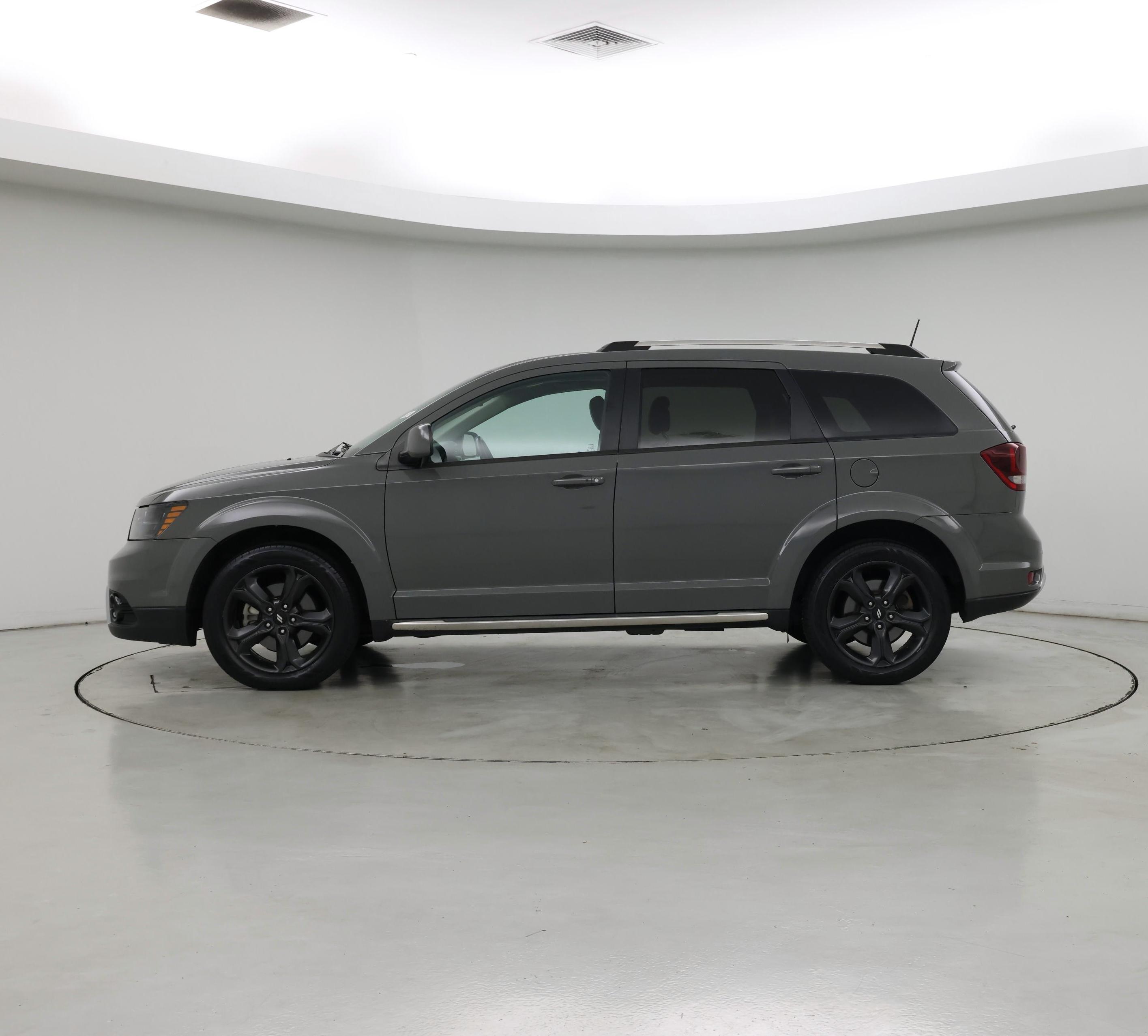 Thumbnail: 2020 Dodge Journey - 3