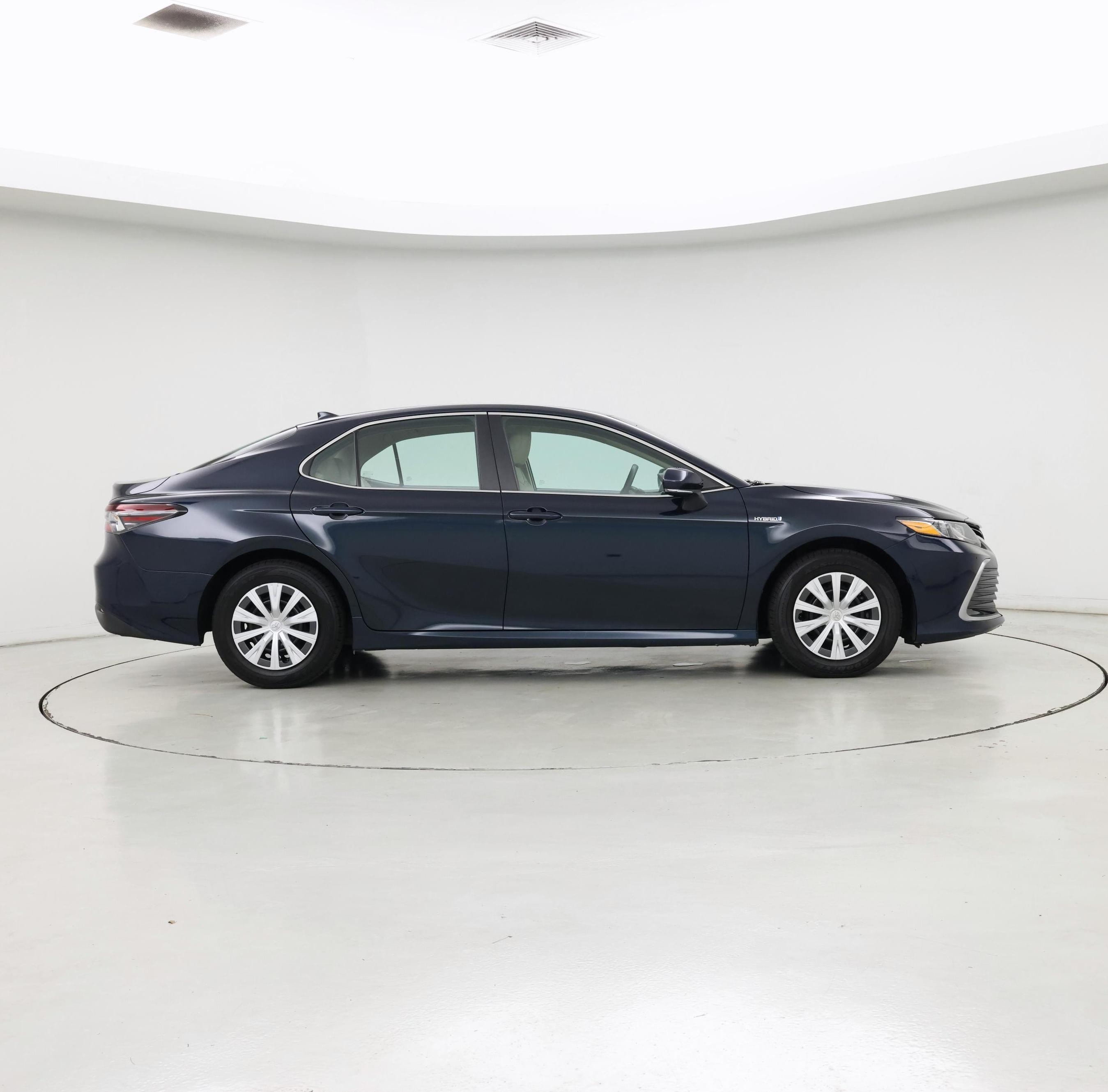 Thumbnail: 2021 Toyota Camry - 7