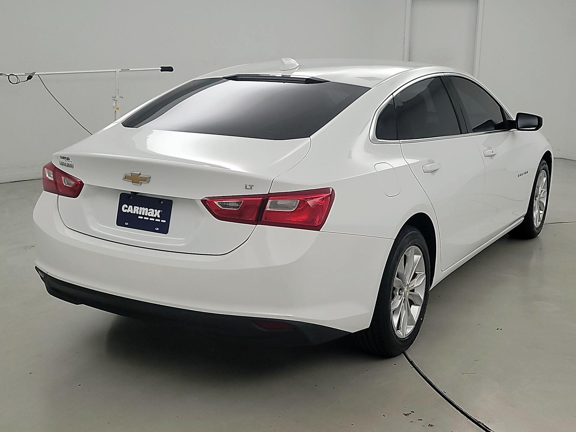 Thumbnail: 2023 Chevrolet Malibu - 5
