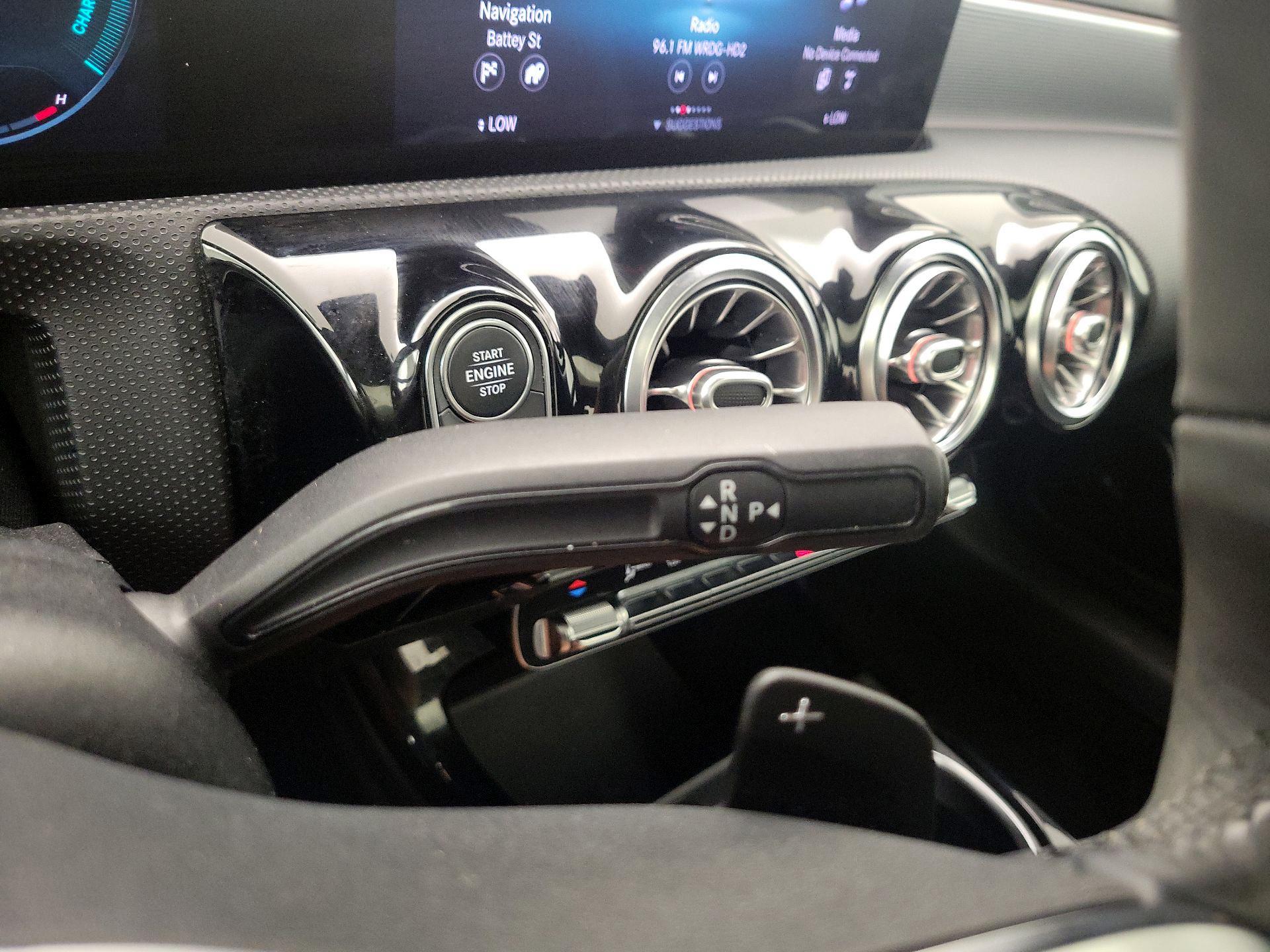 Thumbnail: 2021 Mercedes-Benz A-Class - 18