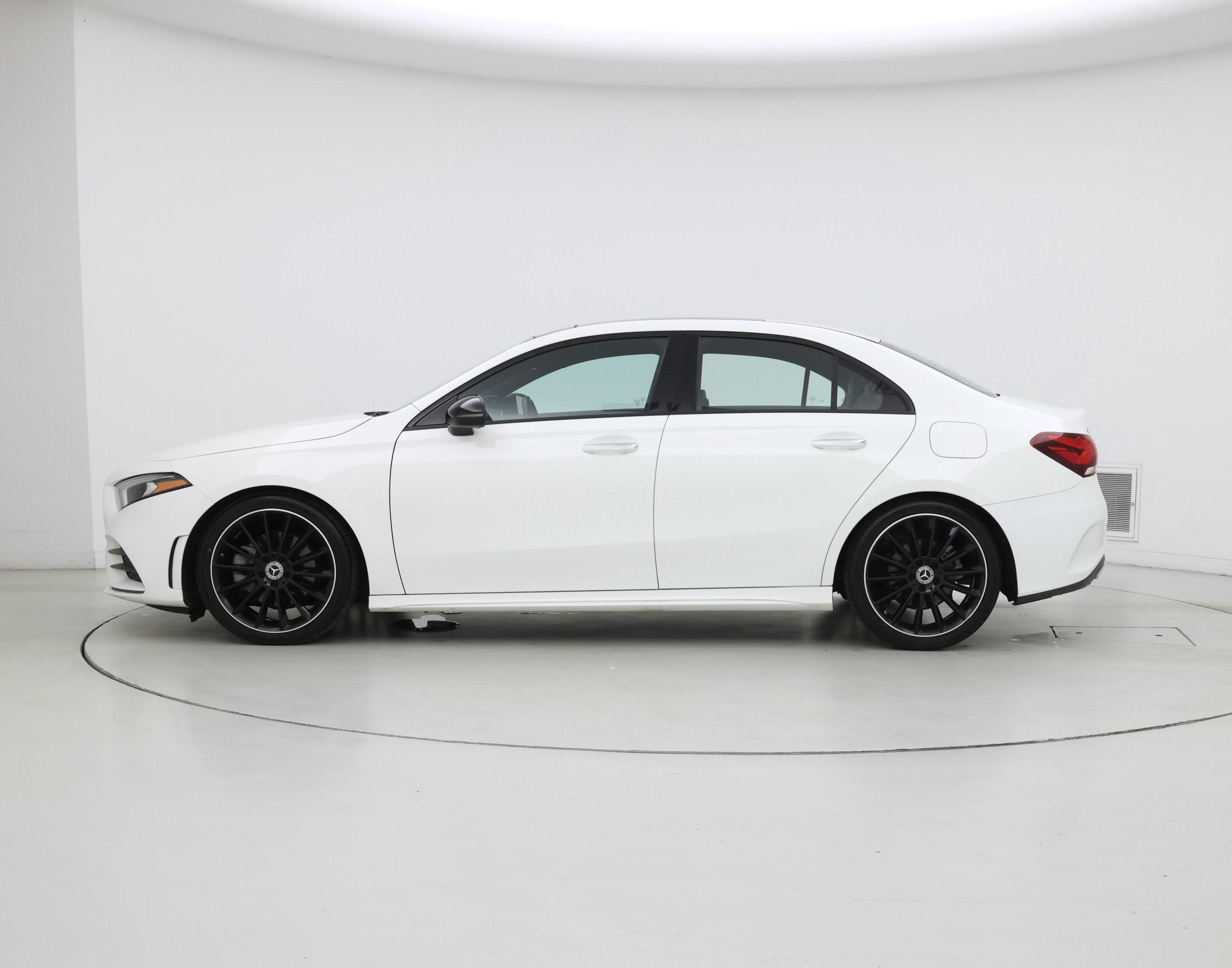 Thumbnail: 2021 Mercedes-Benz A-Class - 3