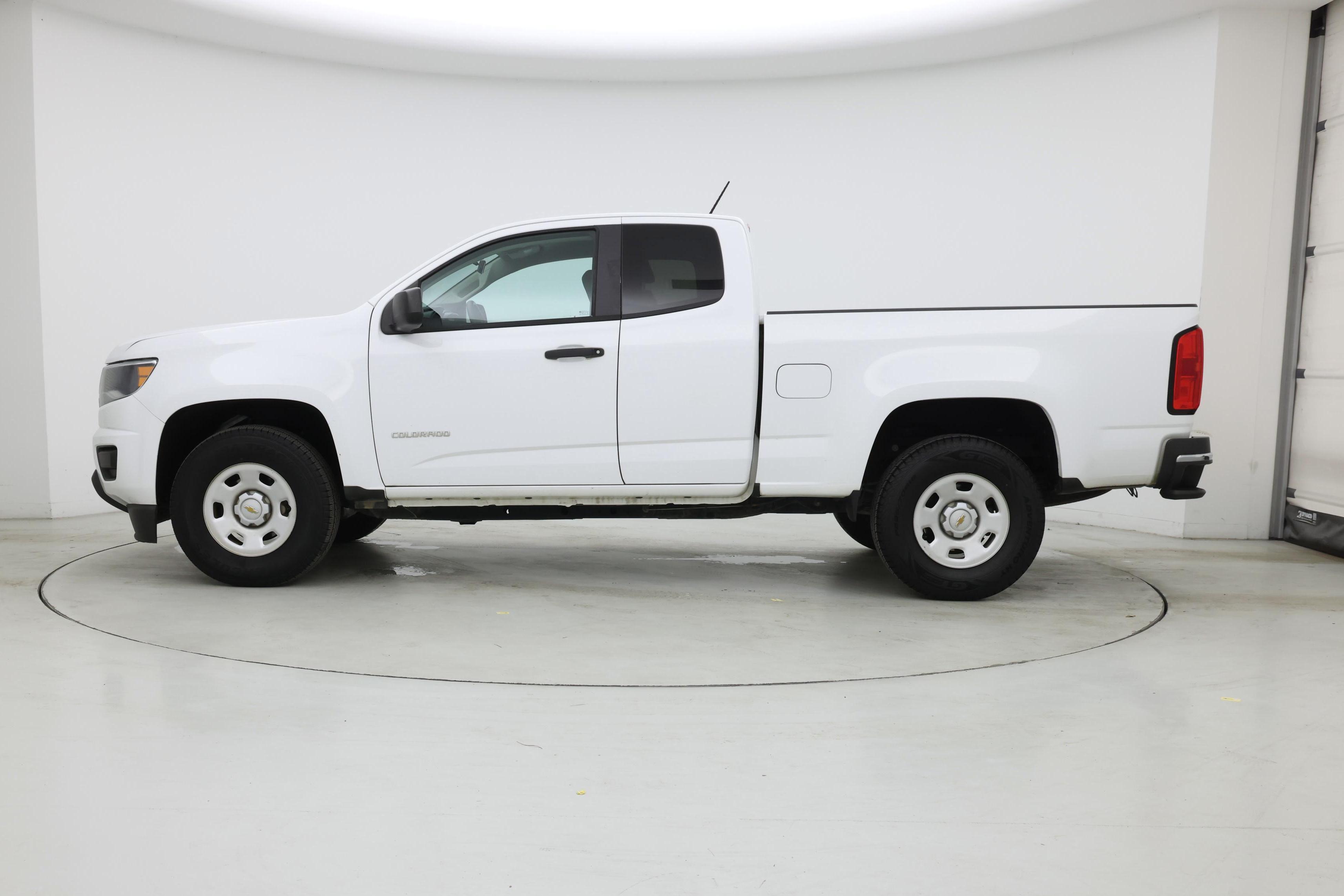 Thumbnail: 2020 Chevrolet Colorado - 3