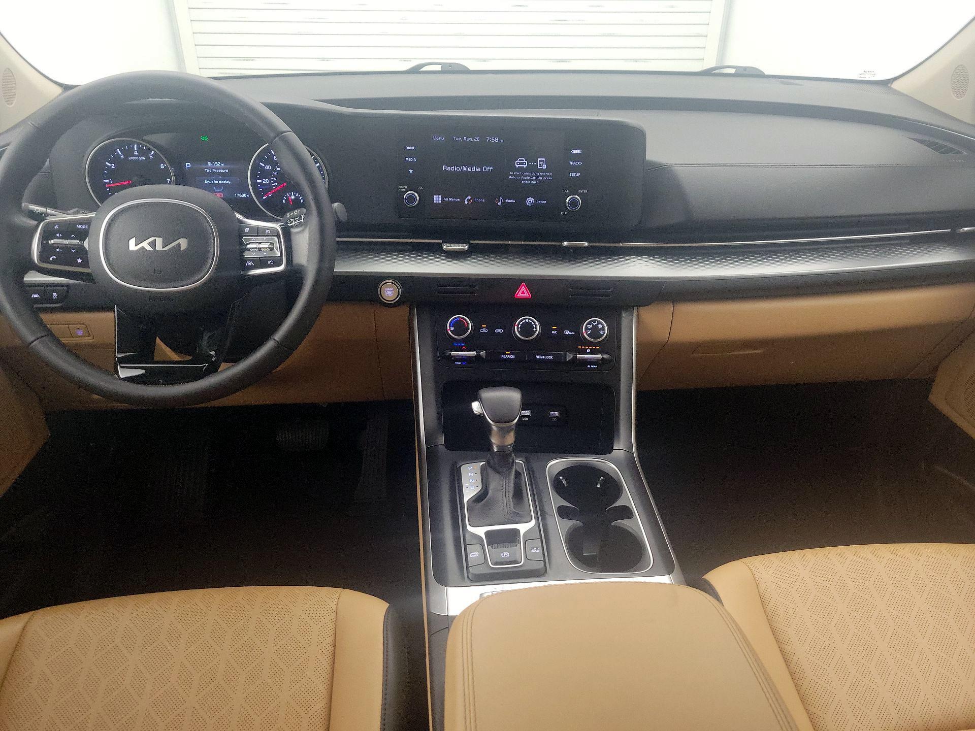 Thumbnail: 2023 Kia Carnival - 9