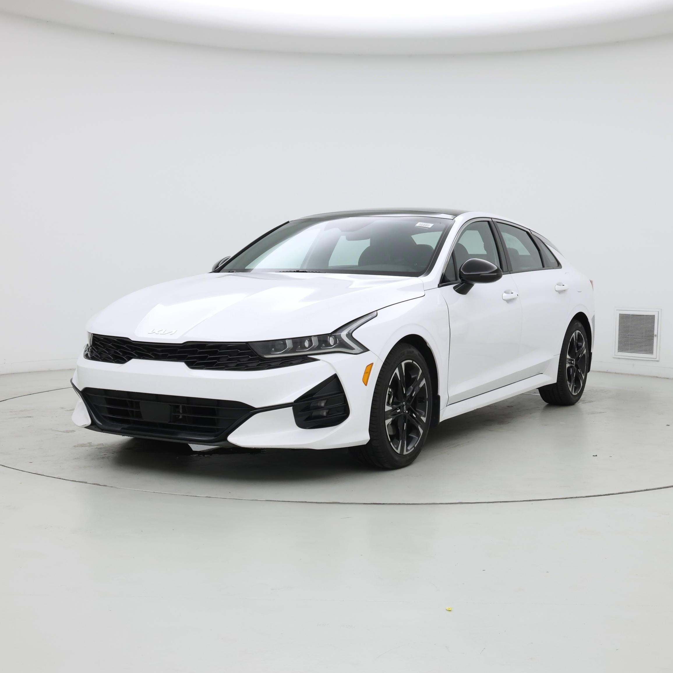 Thumbnail: 2023 Kia K5 - 4