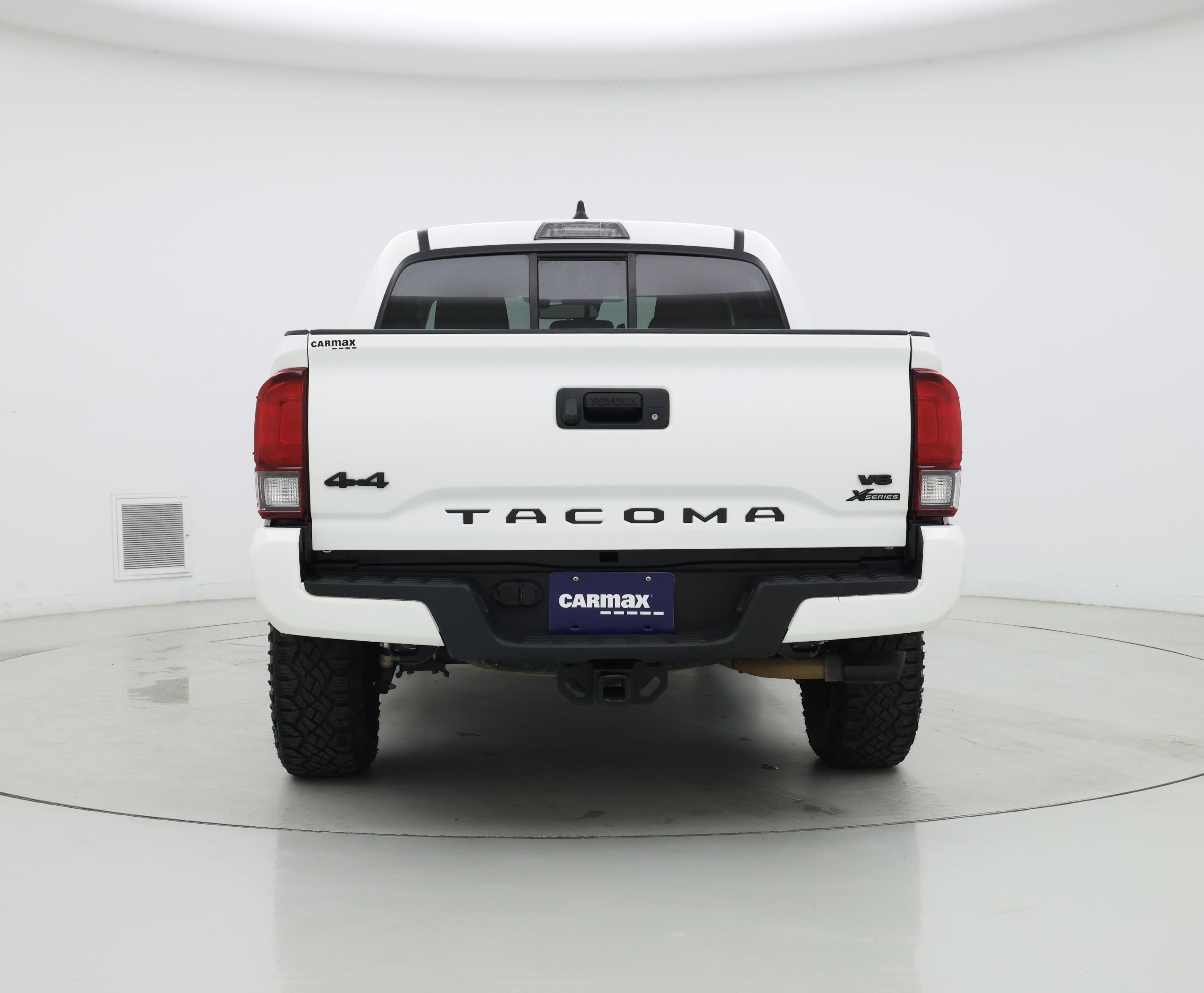 Thumbnail: 2023 Toyota Tacoma - 6