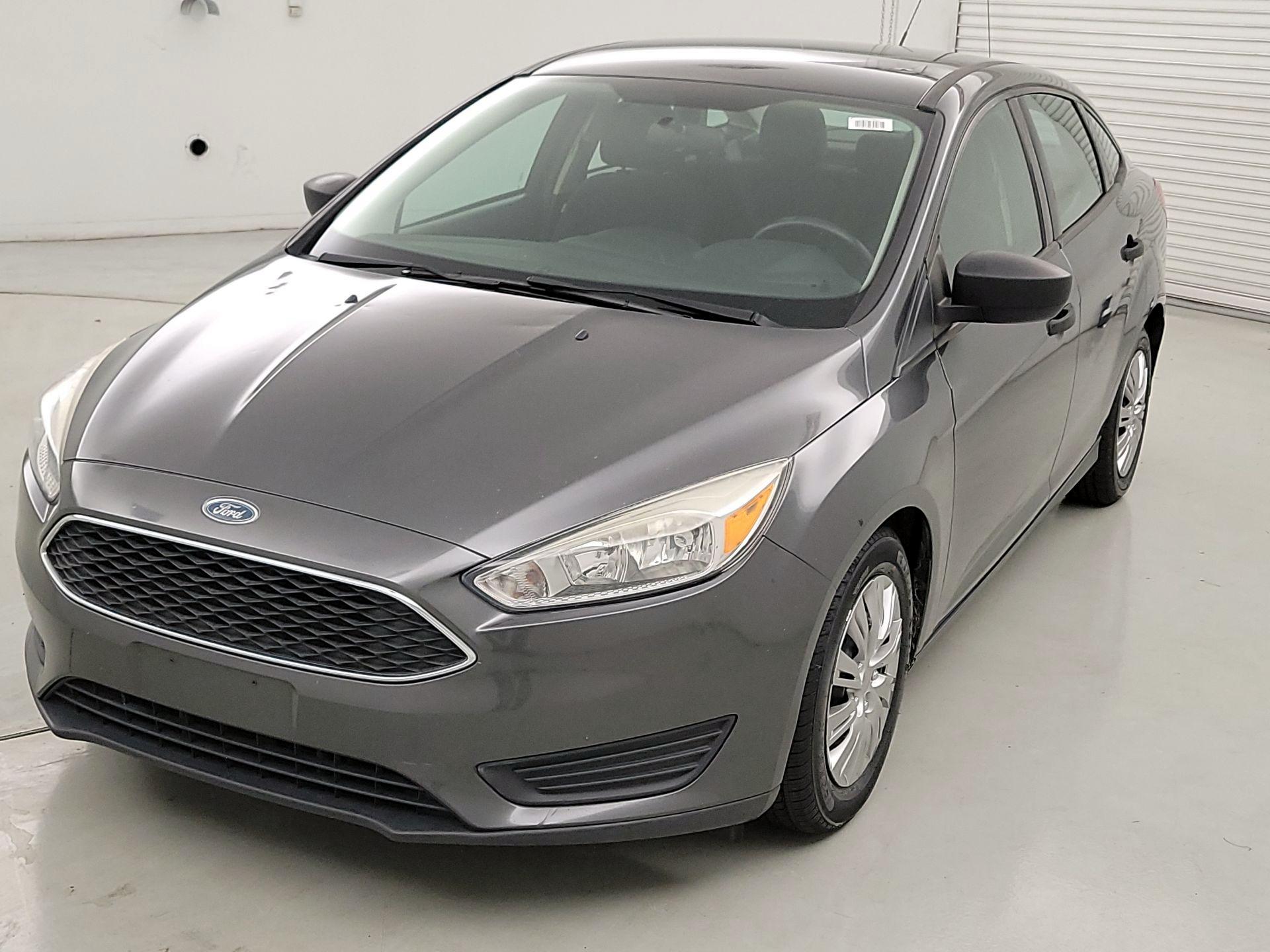 Thumbnail: 2018 Ford Focus - 3