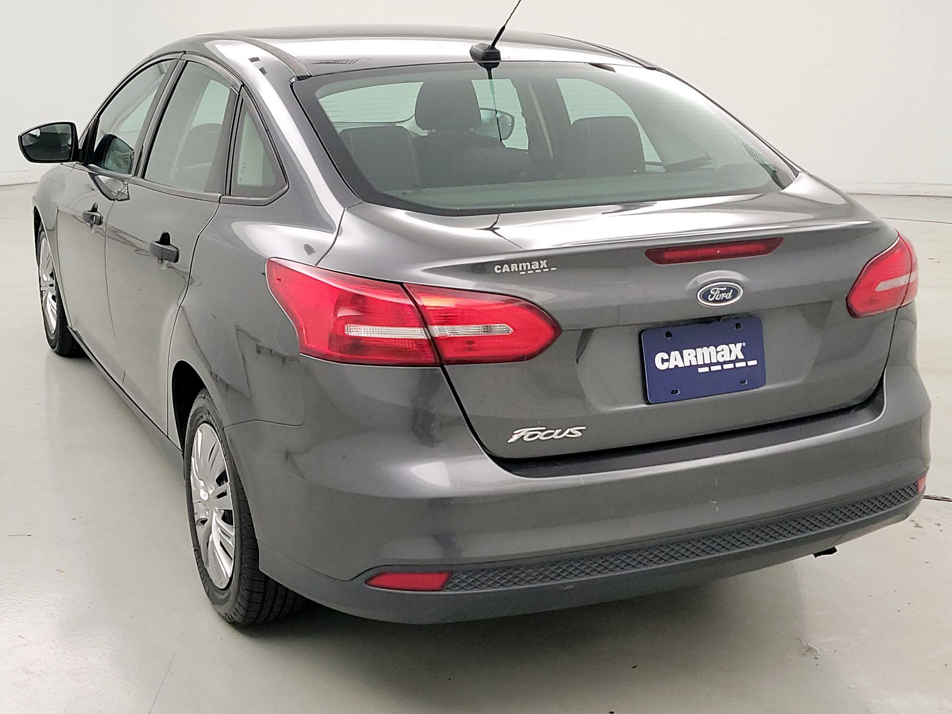 Thumbnail: 2018 Ford Focus - 7