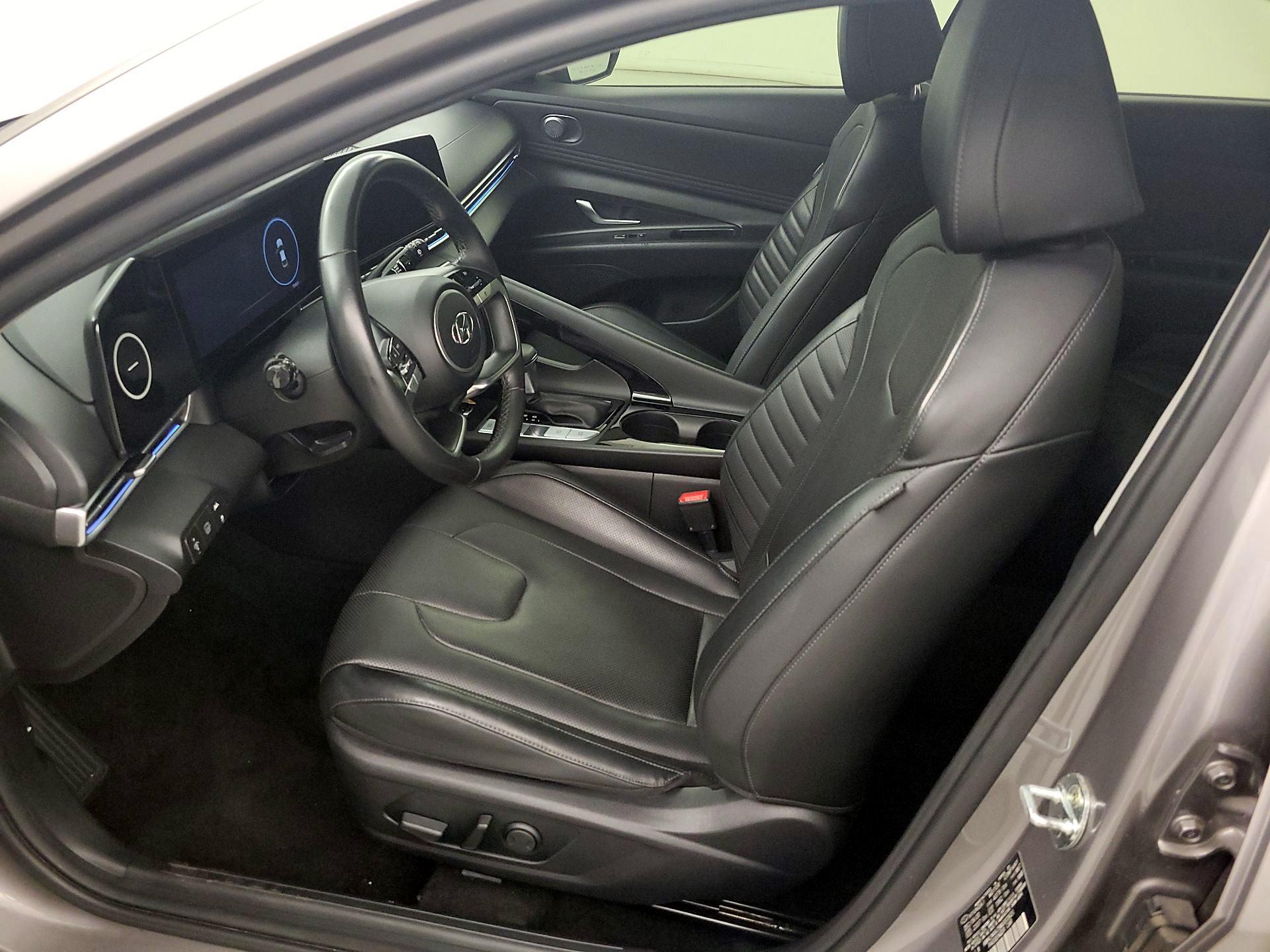 Thumbnail: 2021 Hyundai Elantra - 9