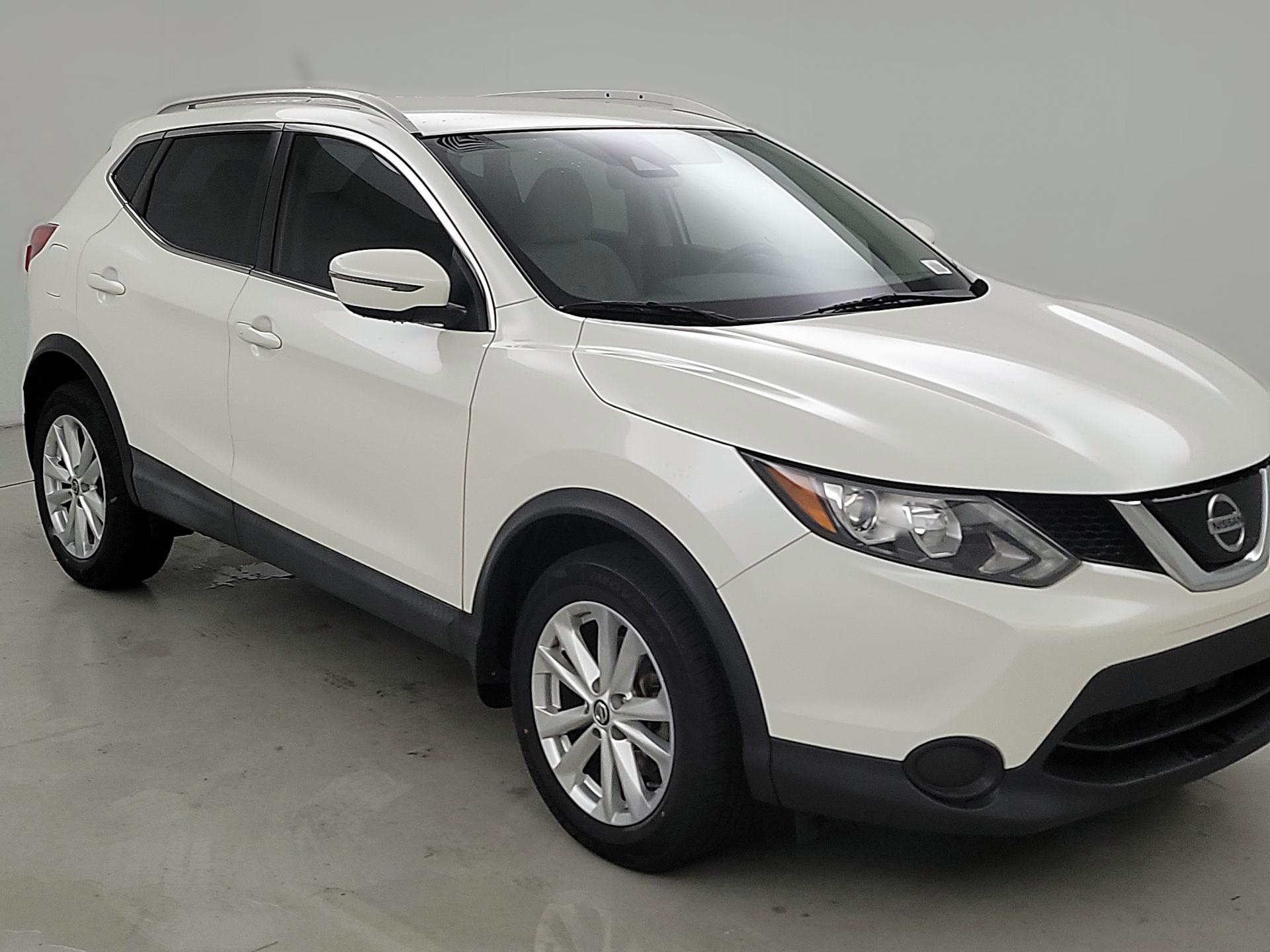 Thumbnail: 2019 Nissan Rogue Sport - 1