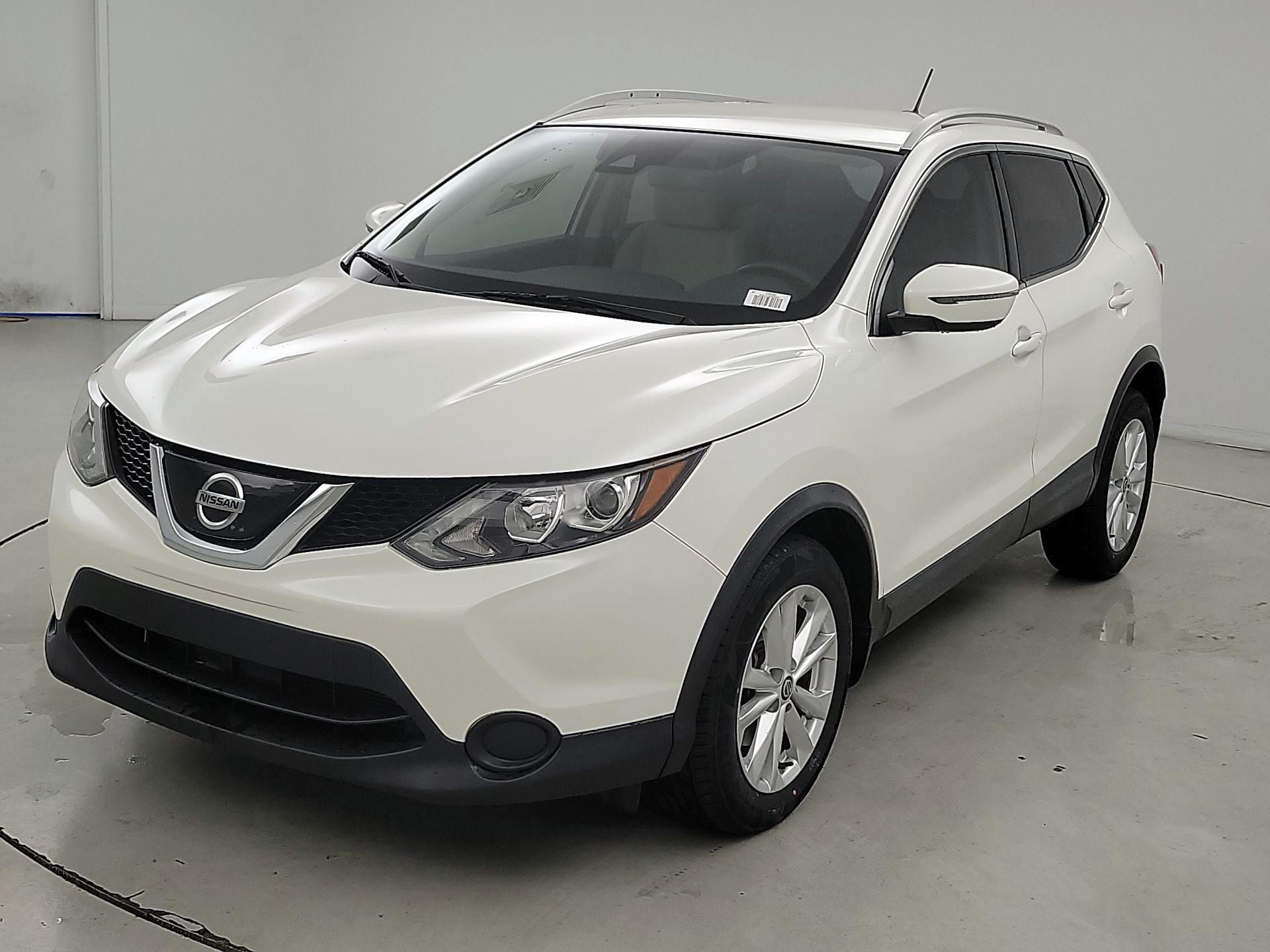 Thumbnail: 2019 Nissan Rogue Sport - 3