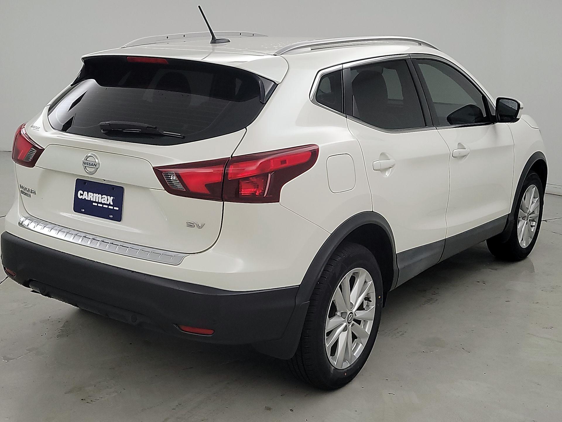 Thumbnail: 2019 Nissan Rogue Sport - 5