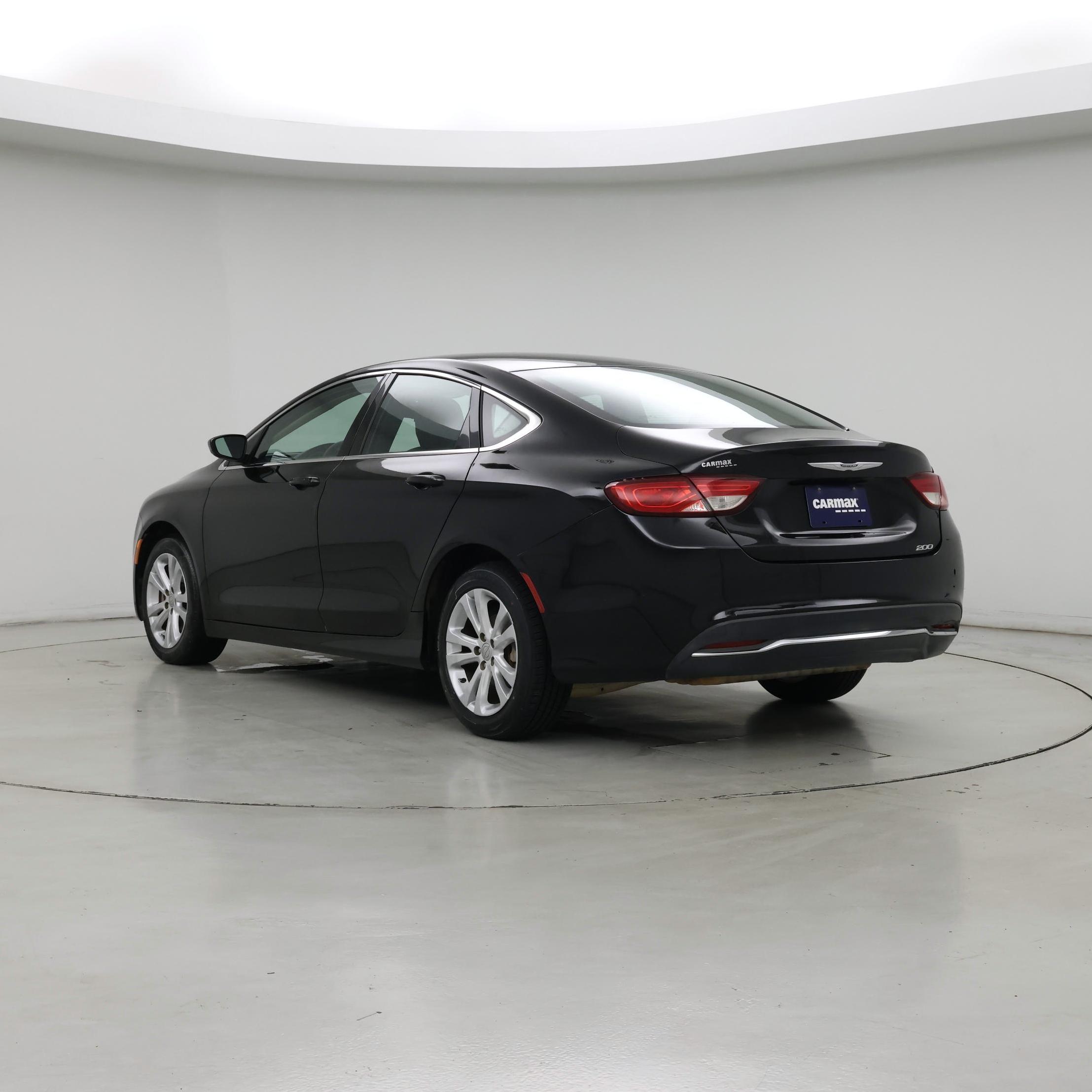 Thumbnail: 2015 Chrysler 200 - 2