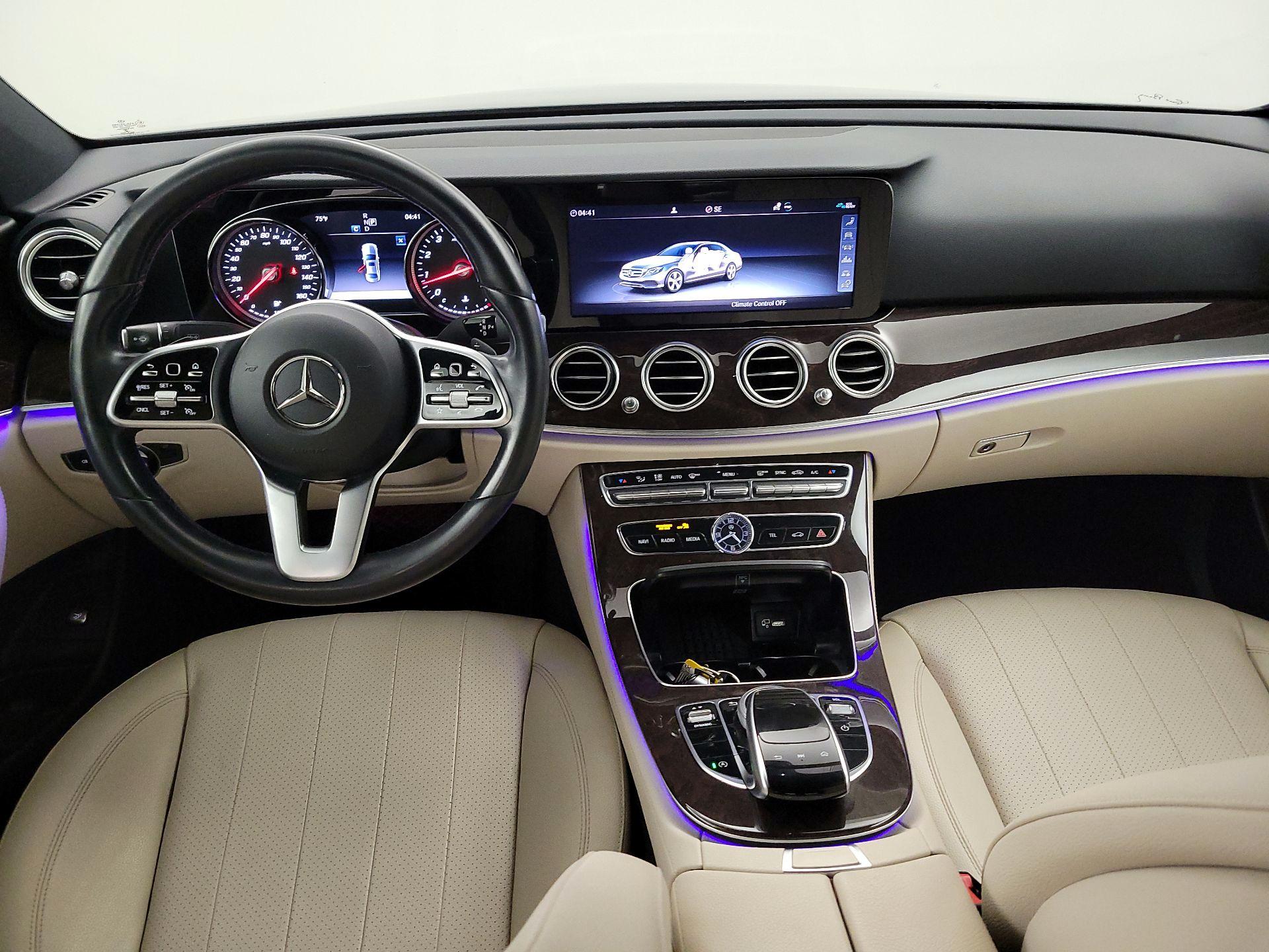 Thumbnail: 2019 Mercedes-Benz E-Class - 9