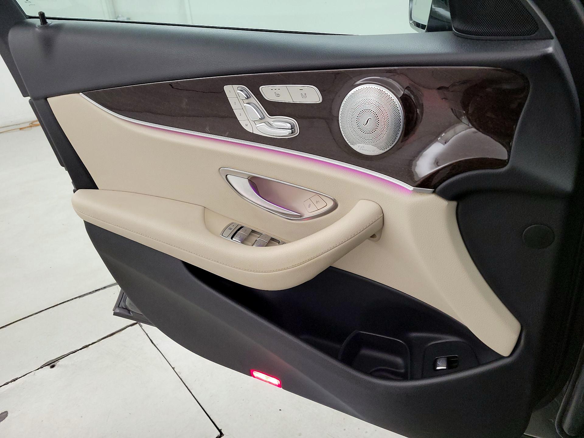 Thumbnail: 2019 Mercedes-Benz E-Class - 12