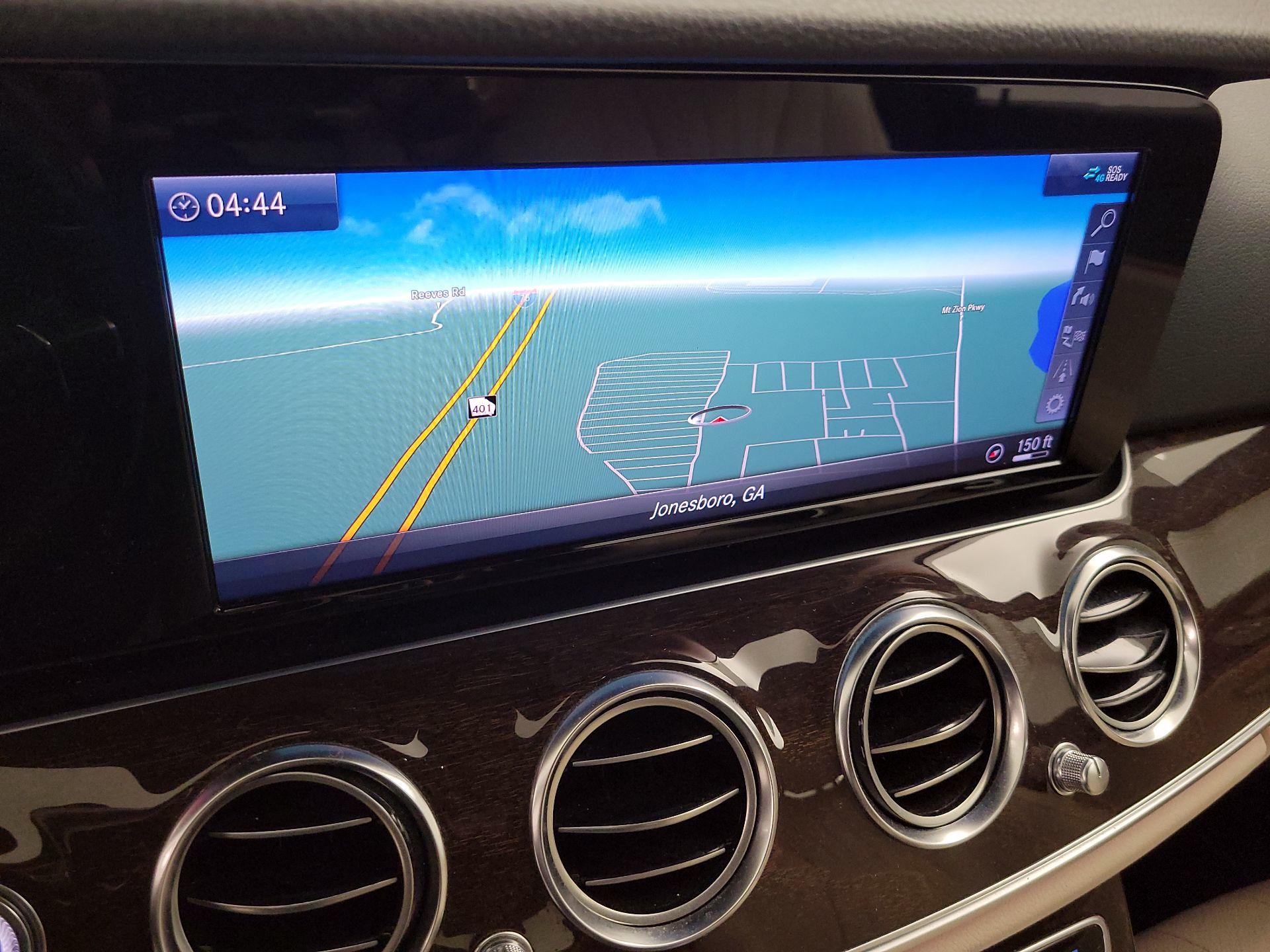 Thumbnail: 2019 Mercedes-Benz E-Class - 14