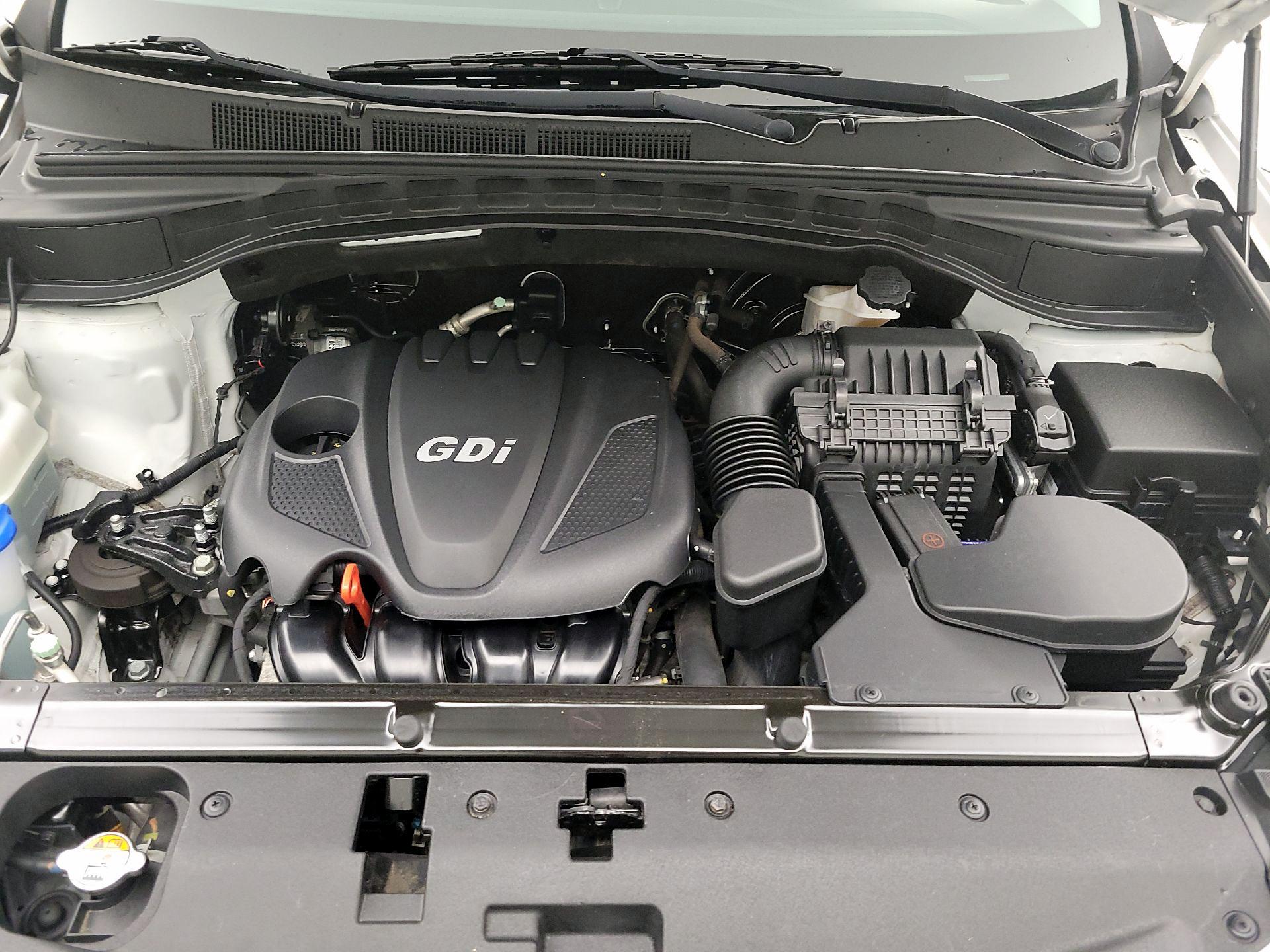 Thumbnail: 2015 Hyundai Santa Fe - 19