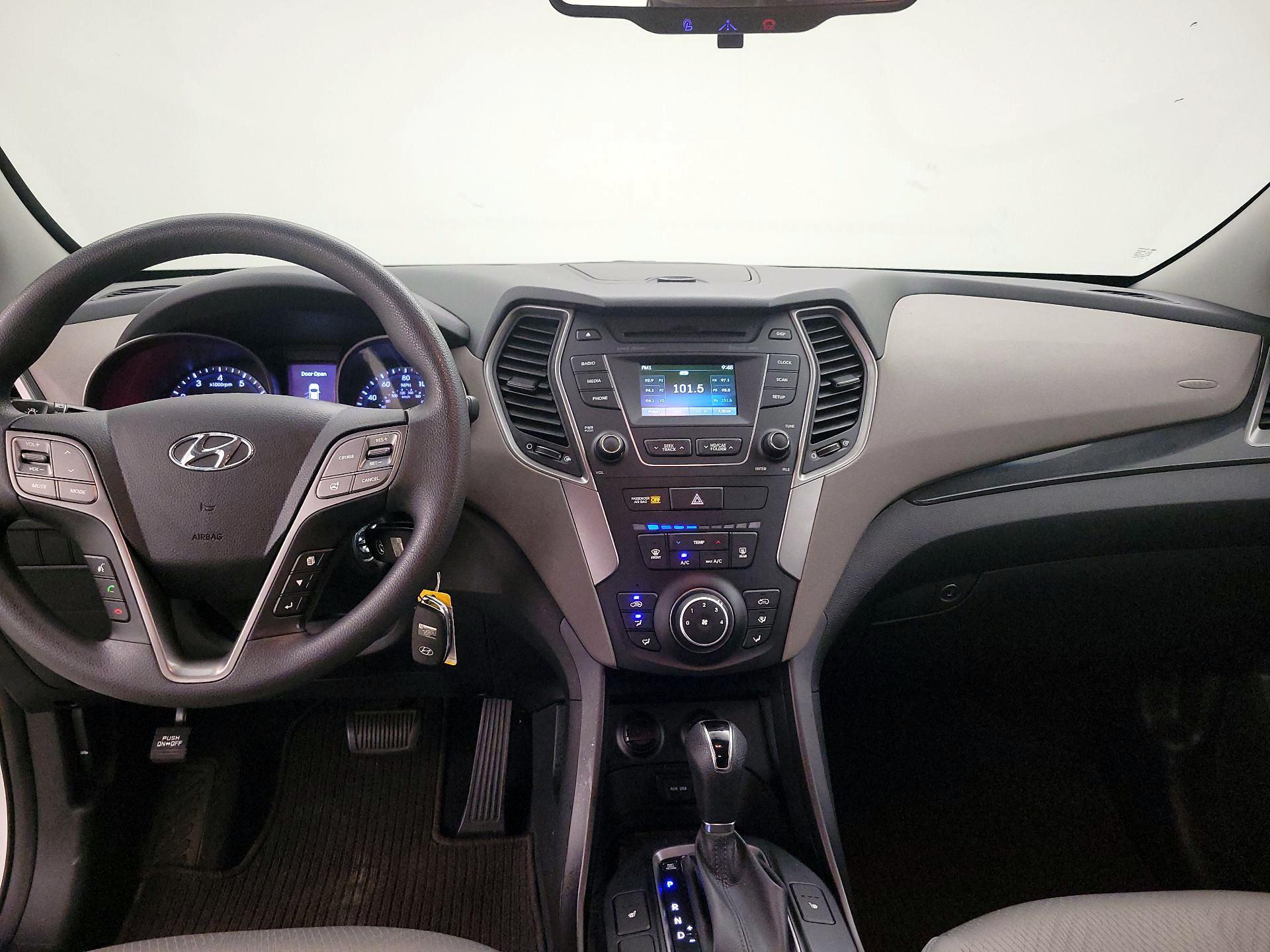 Thumbnail: 2015 Hyundai Santa Fe - 8