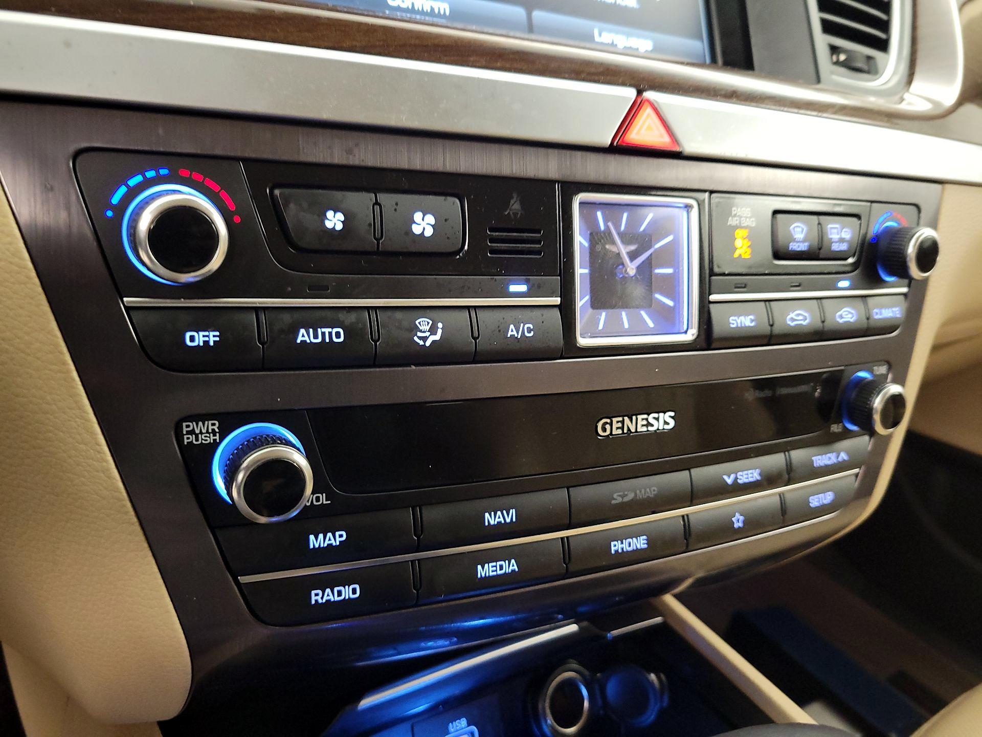 Thumbnail: 2019 Genesis G80 - 15