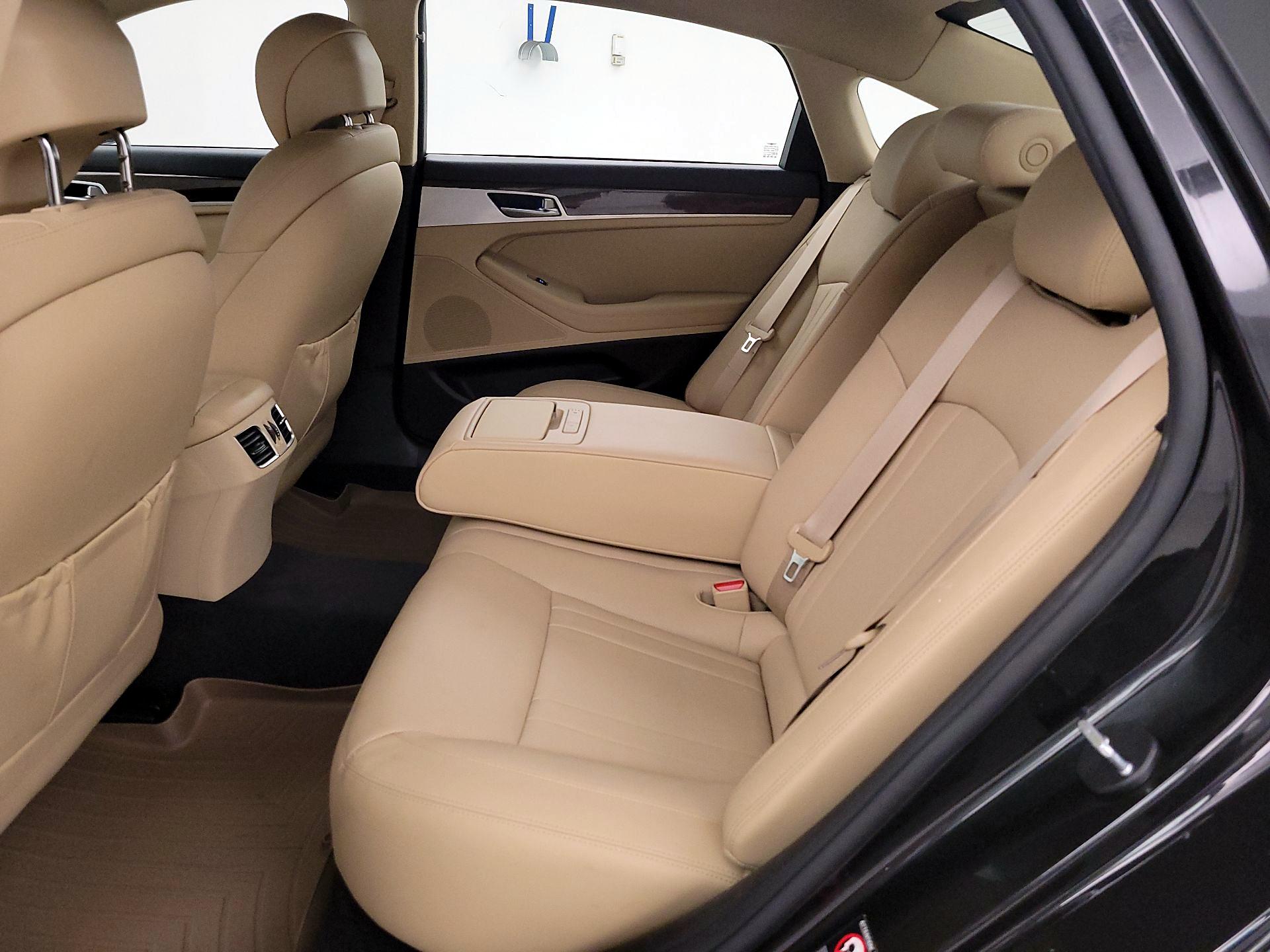 Thumbnail: 2019 Genesis G80 - 18