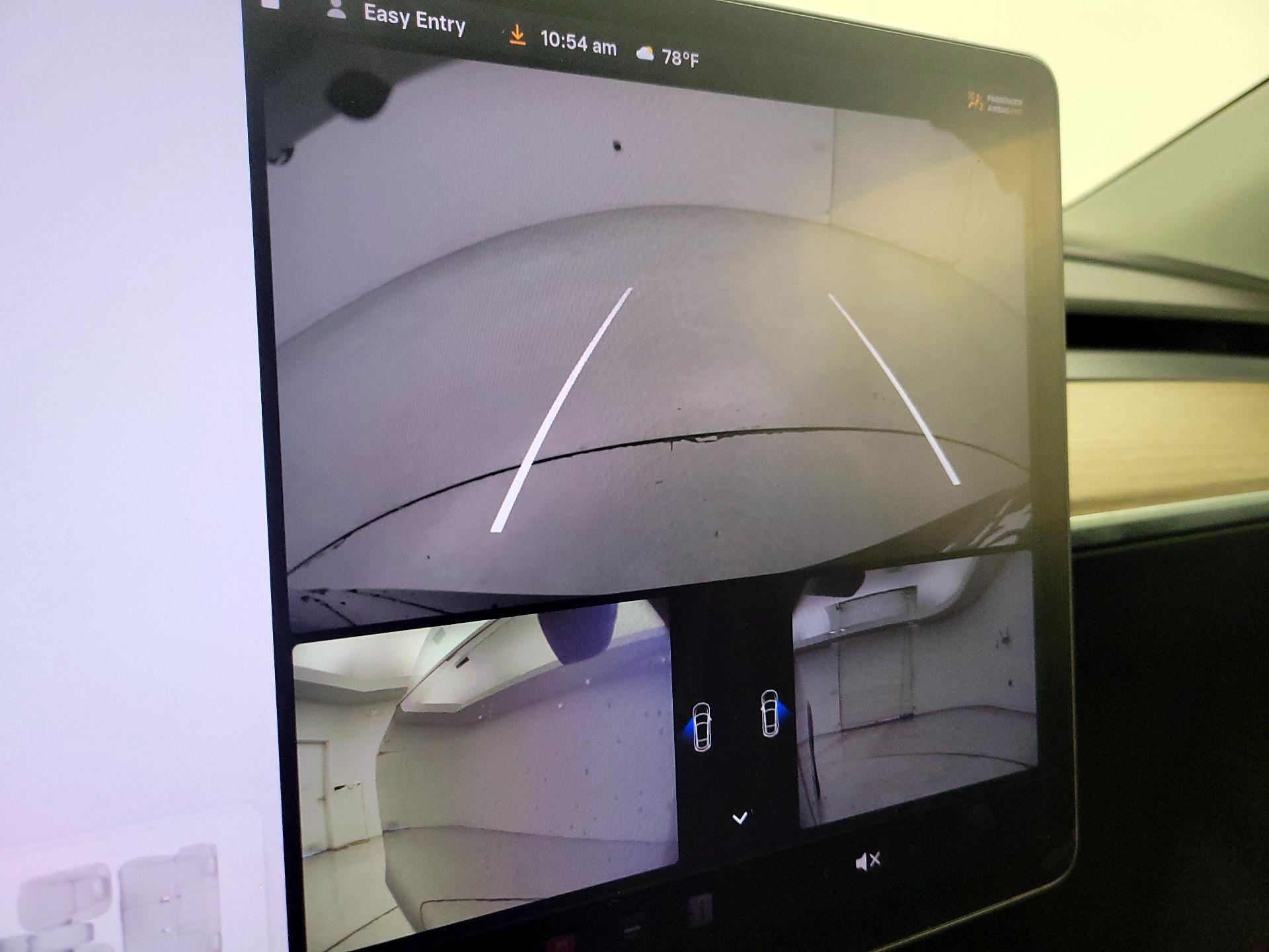 Thumbnail: 2022 Tesla Model Y - 12