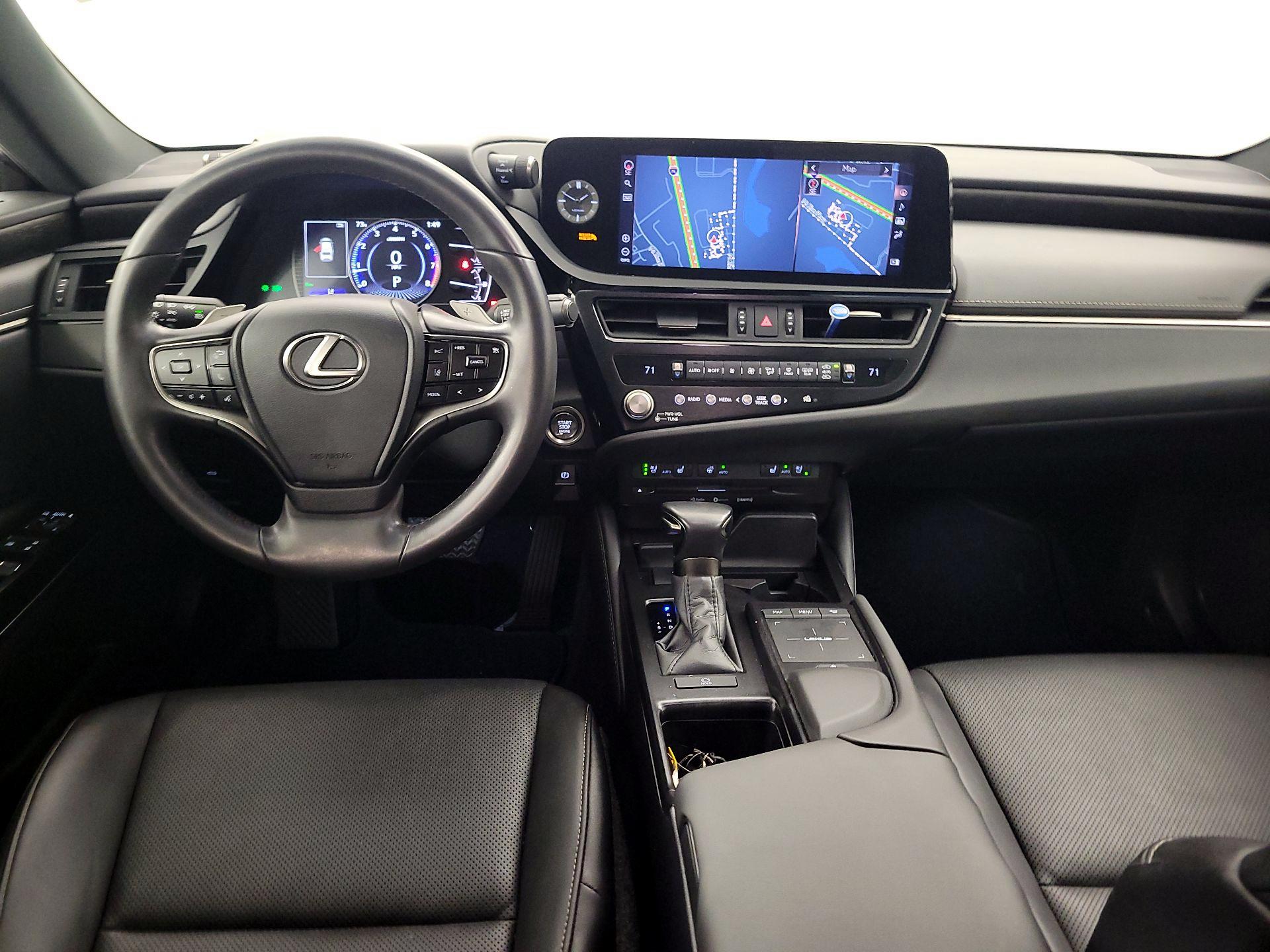 Thumbnail: 2022 Lexus ES - 9