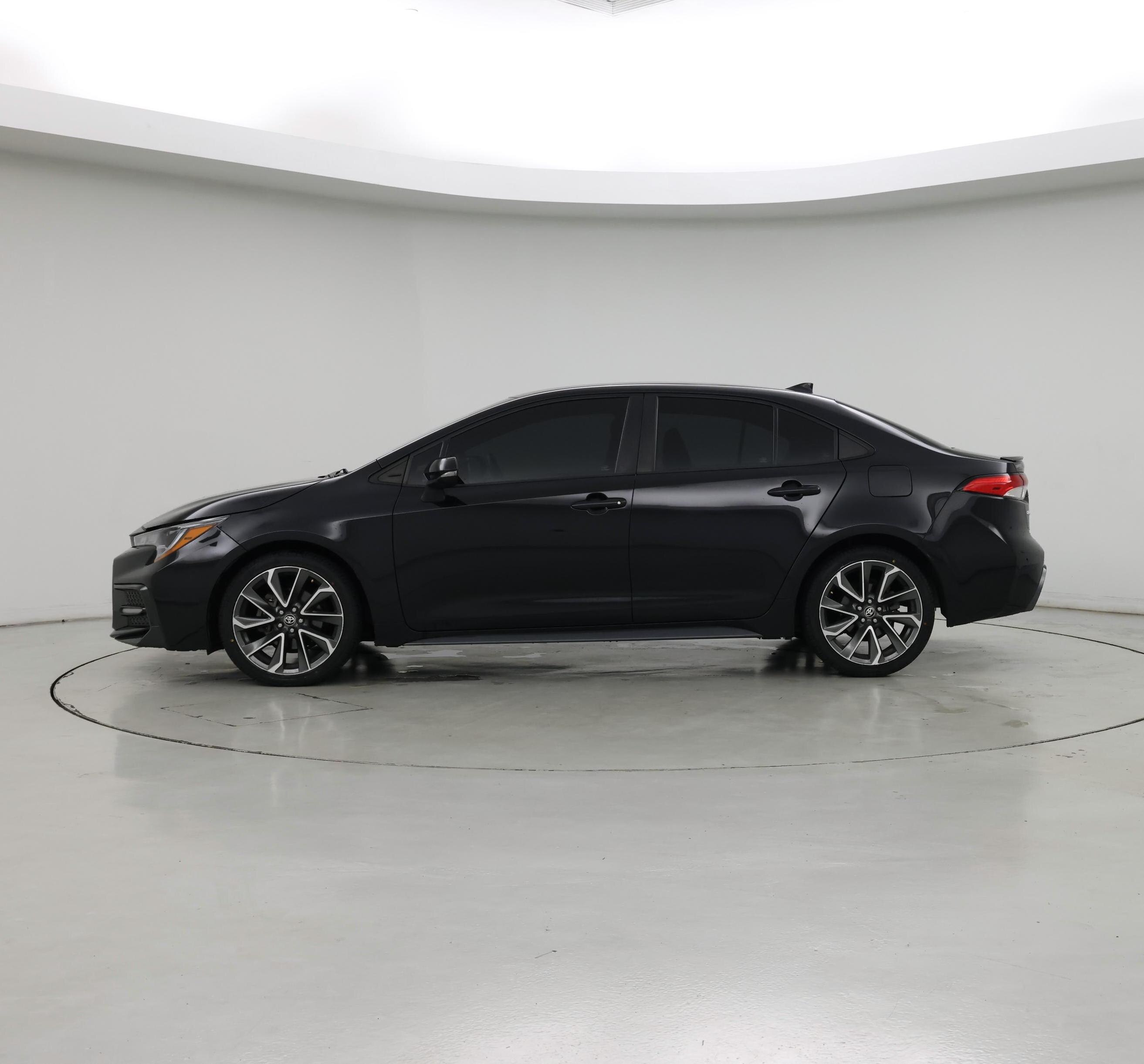 Thumbnail: 2021 Toyota Corolla - 3