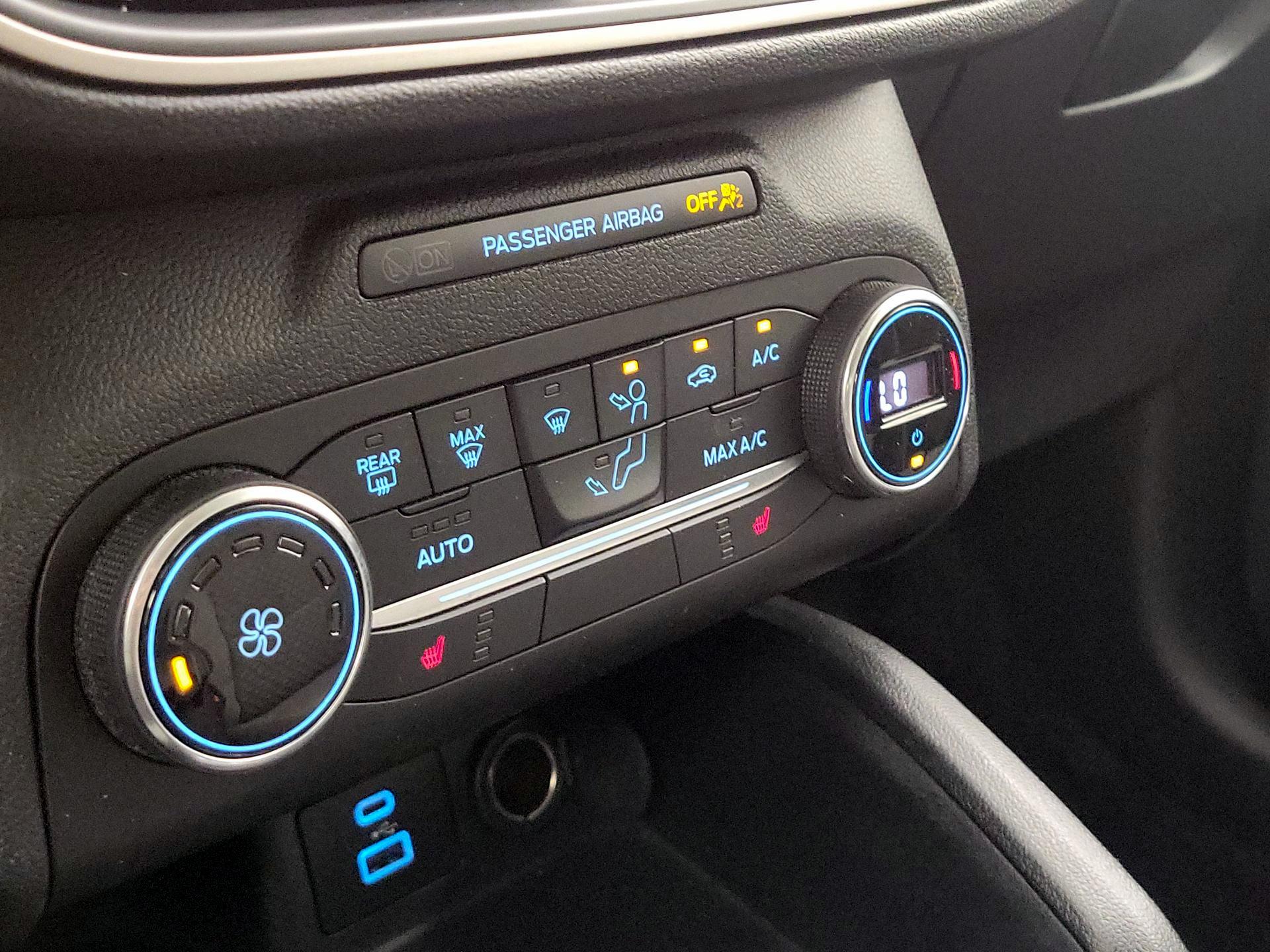 Thumbnail: 2020 Ford Escape - 16