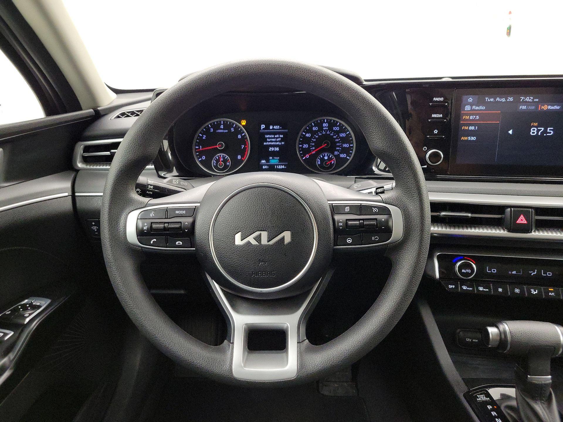 Thumbnail: 2023 Kia K5 - 10