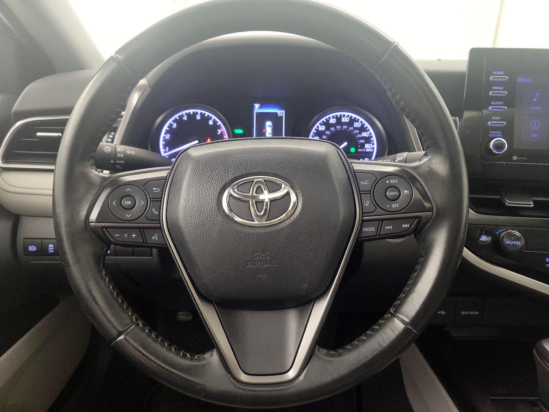 Thumbnail: 2022 Toyota Camry - 10