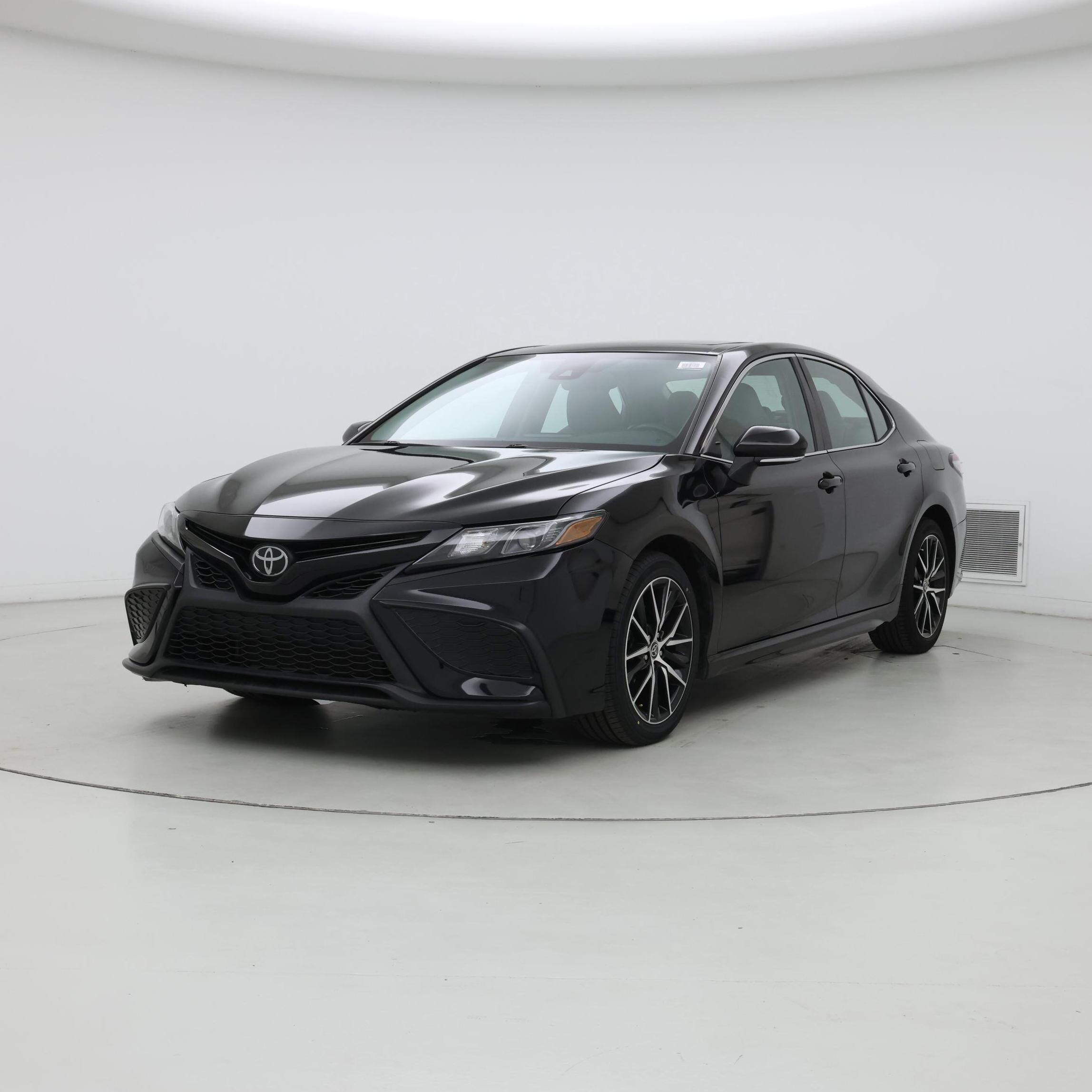 Thumbnail: 2022 Toyota Camry - 4