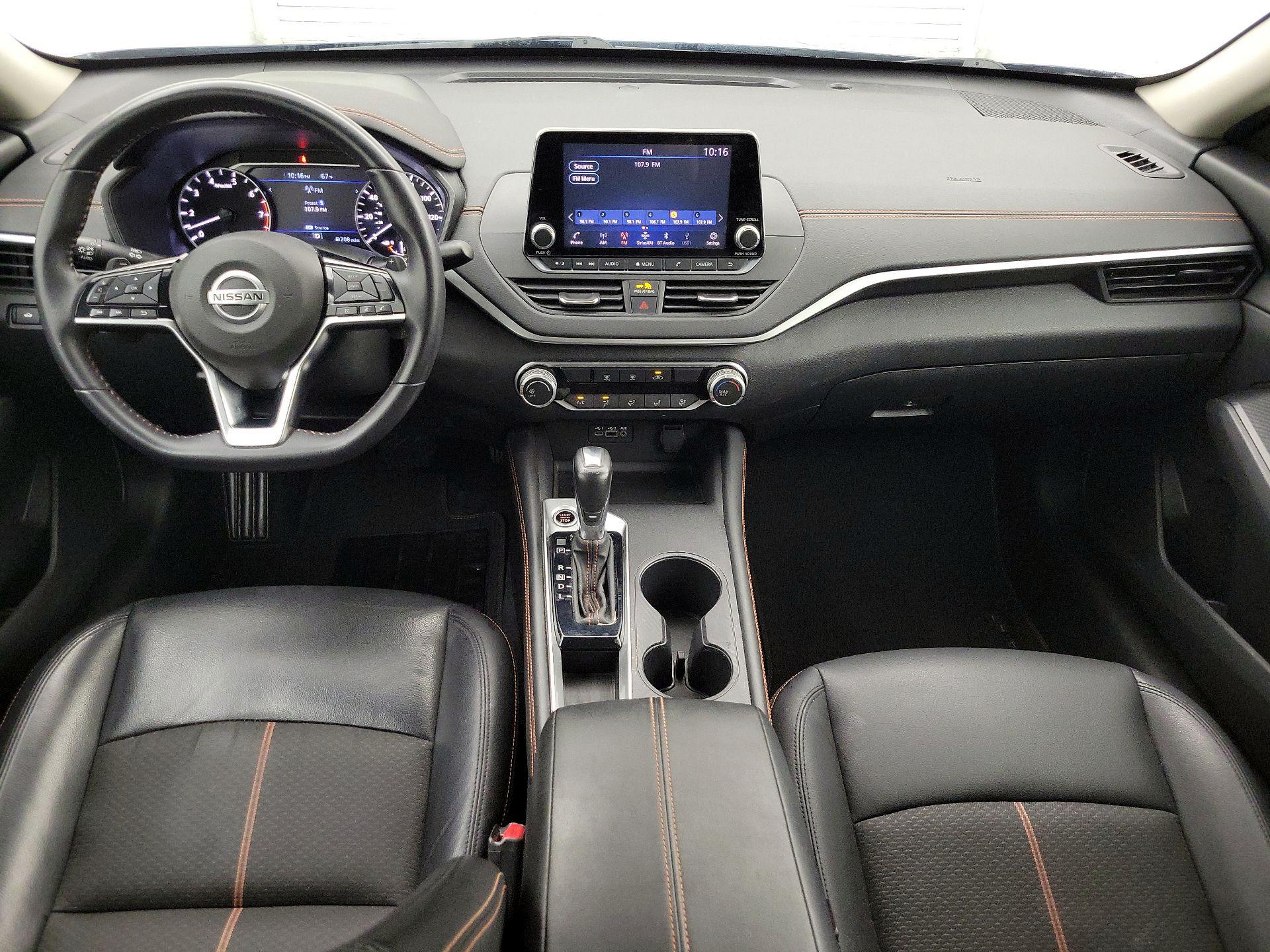 Thumbnail: 2020 Nissan Altima - 9