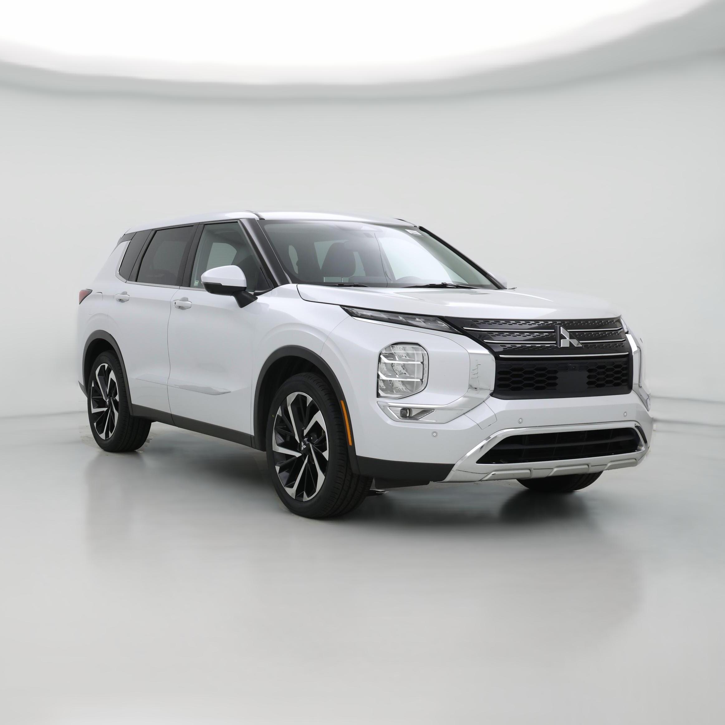 Thumbnail: 2022 Mitsubishi Outlander - 1
