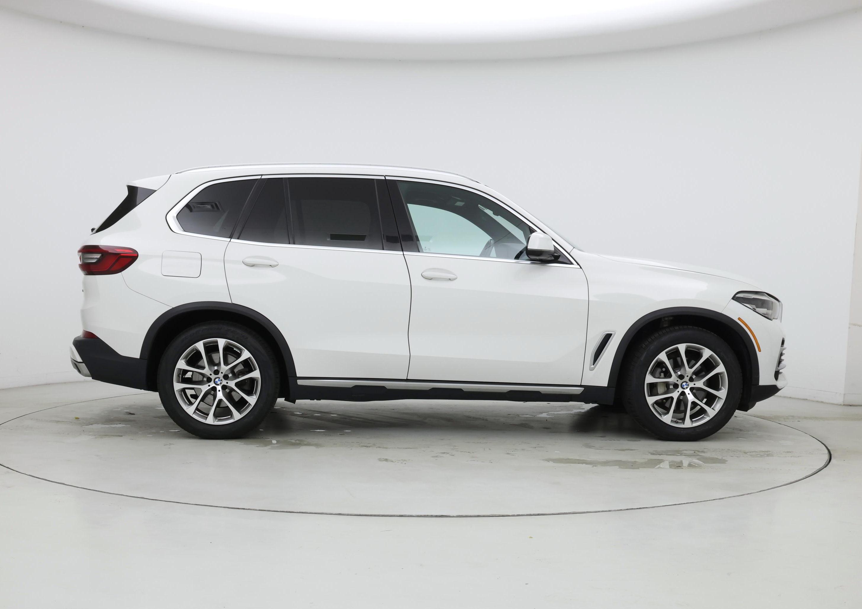 Thumbnail: 2020 BMW X5 - 7