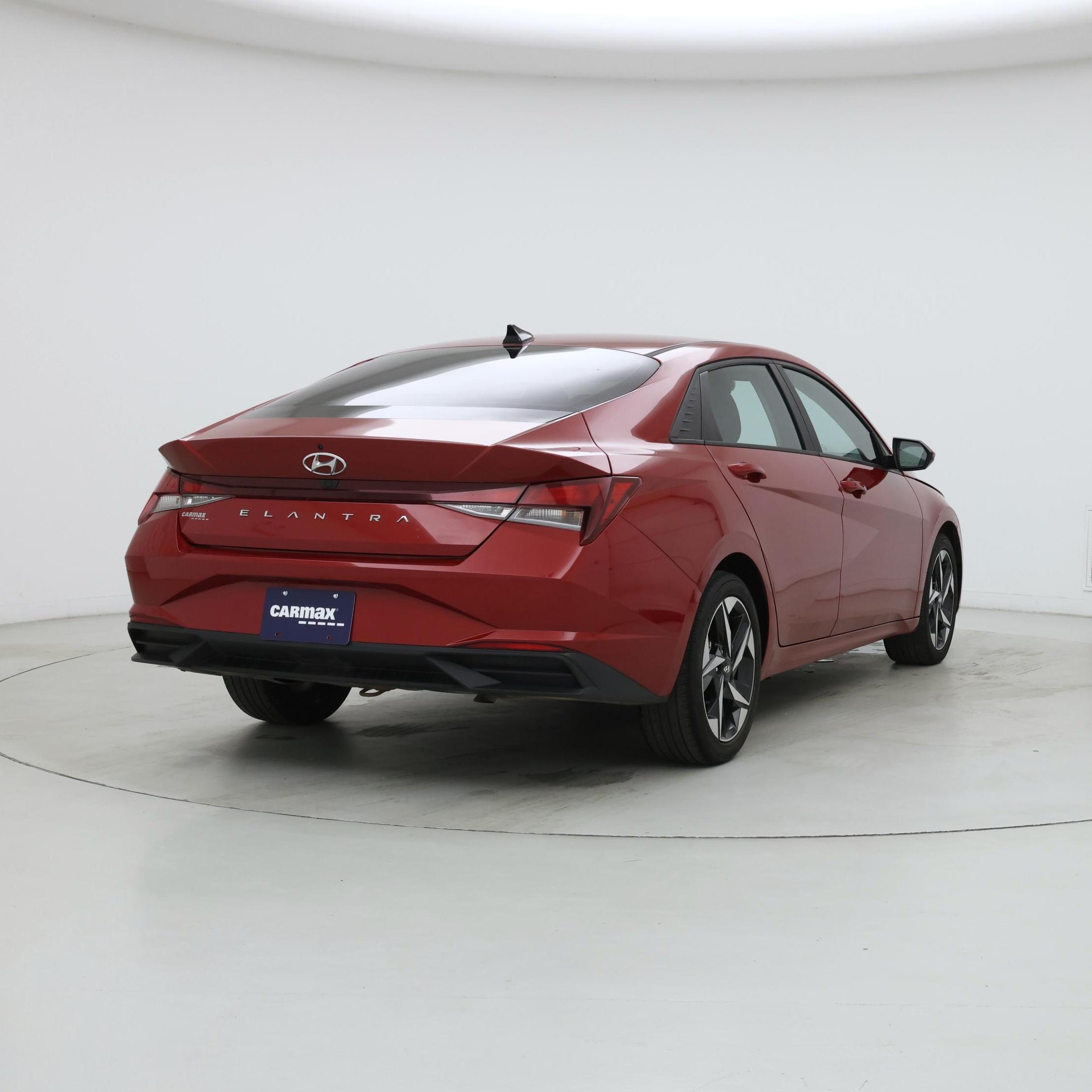 Thumbnail: 2023 Hyundai Elantra - 8