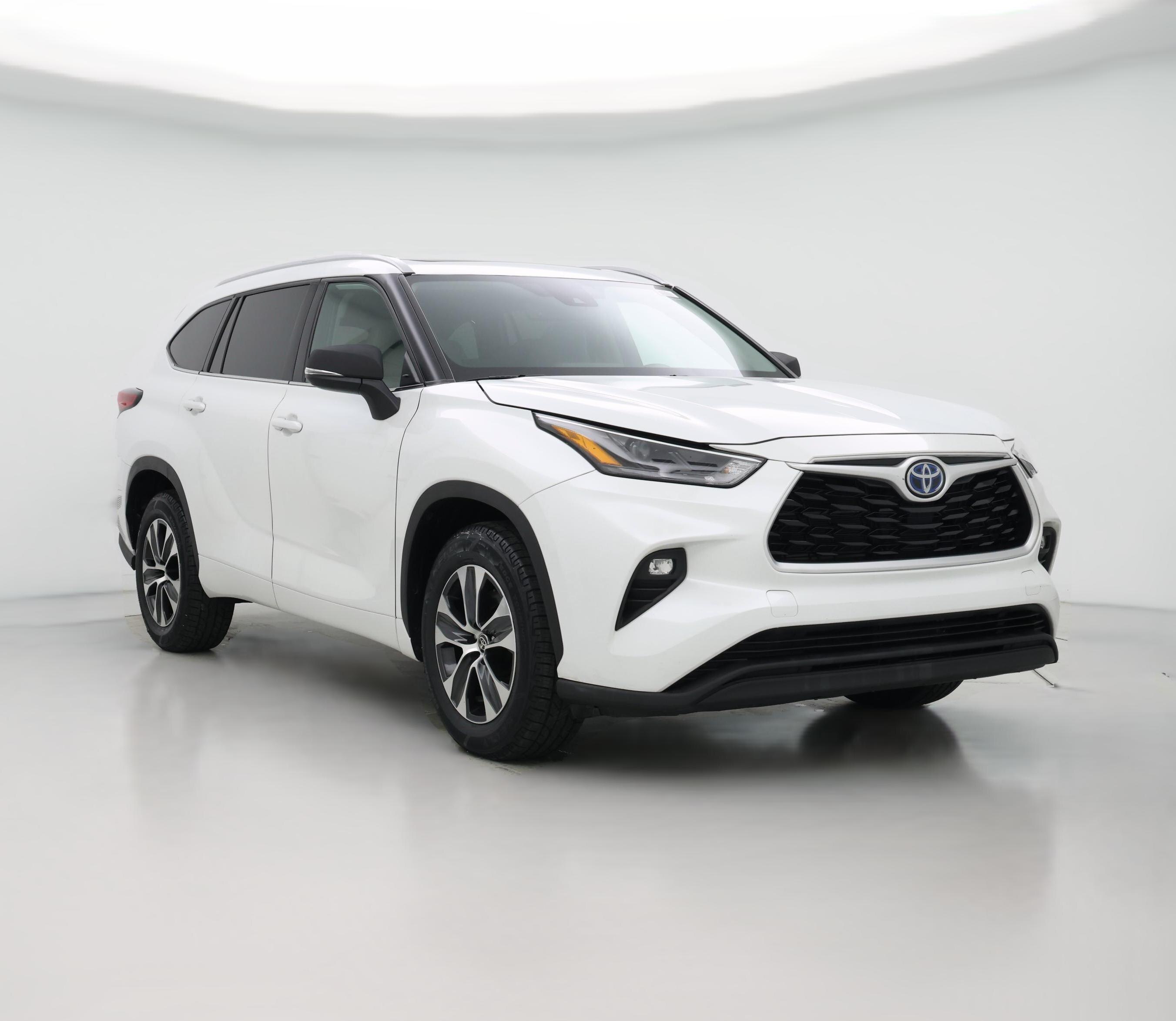 Thumbnail: 2022 Toyota Highlander - 1
