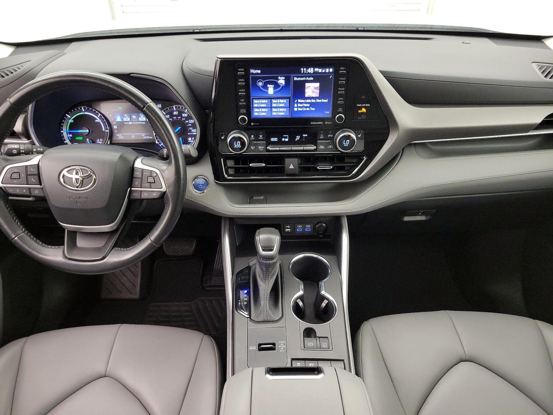 Thumbnail: 2022 Toyota Highlander - 9