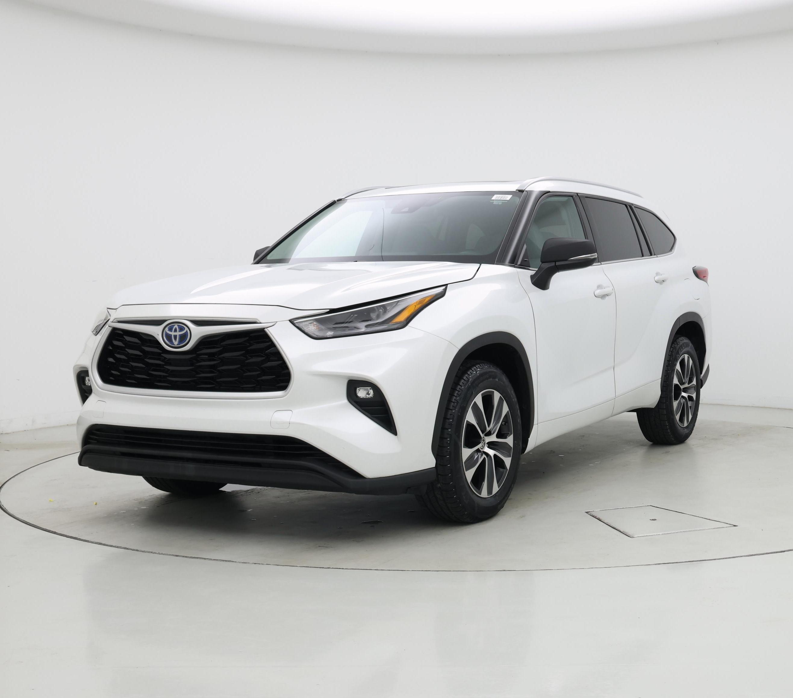 Thumbnail: 2022 Toyota Highlander - 4