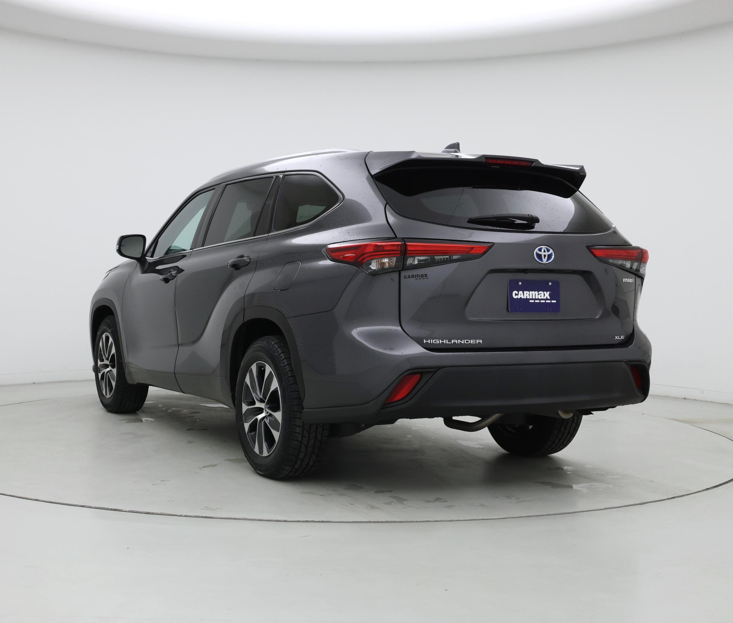 Thumbnail: 2022 Toyota Highlander - 2